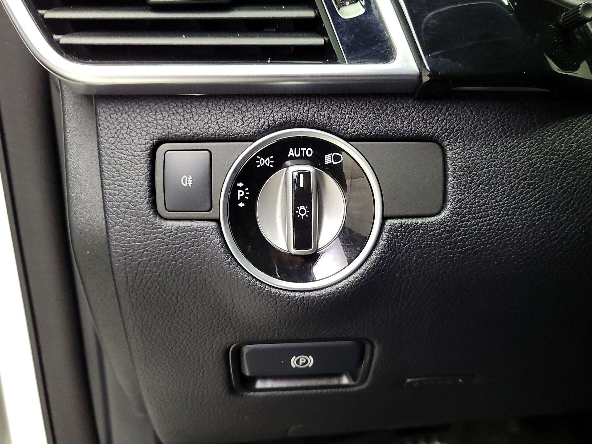 Thumbnail: 2019 Mercedes-Benz GLE - 13