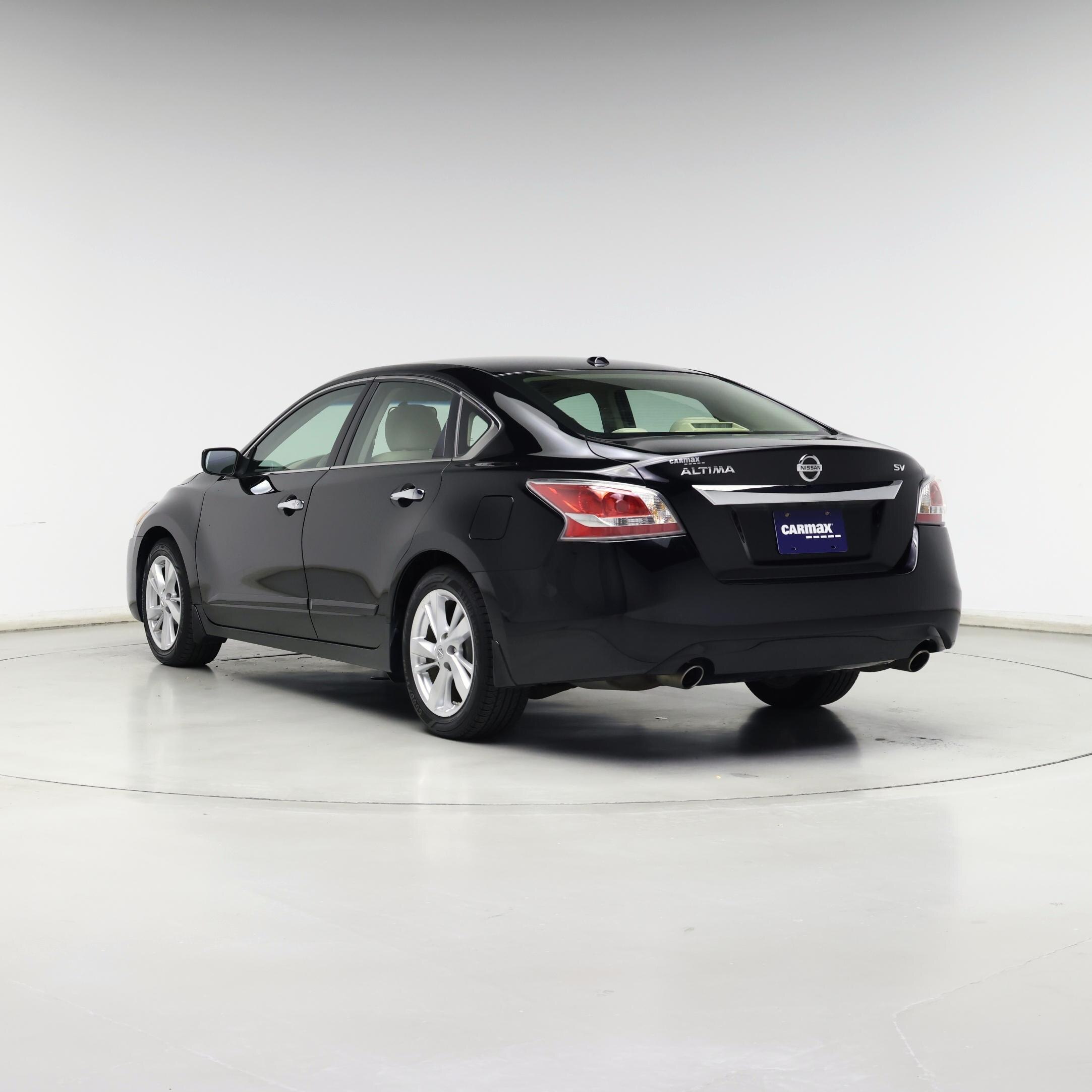 Thumbnail: 2015 Nissan Altima - 2