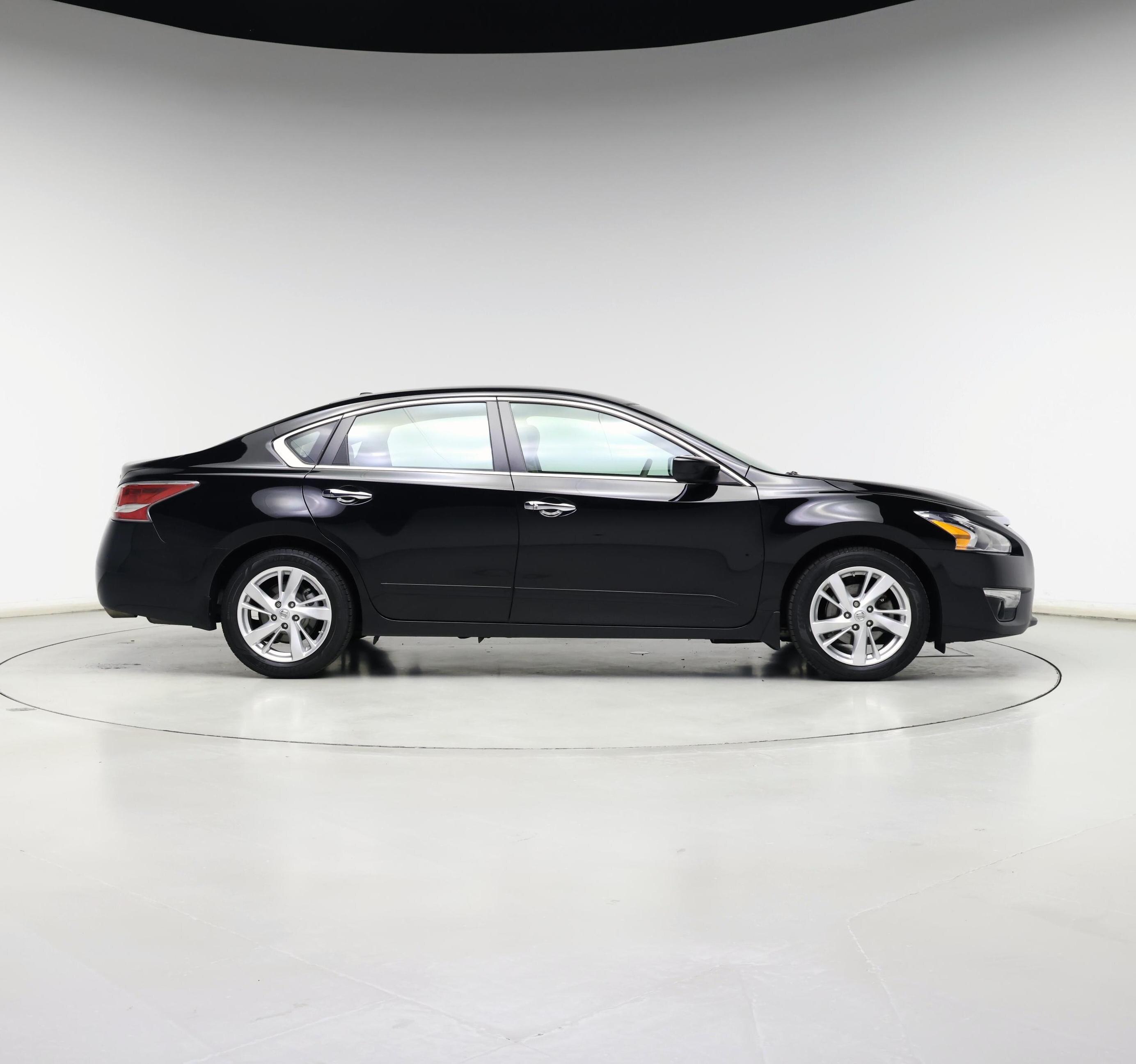 Thumbnail: 2015 Nissan Altima - 7