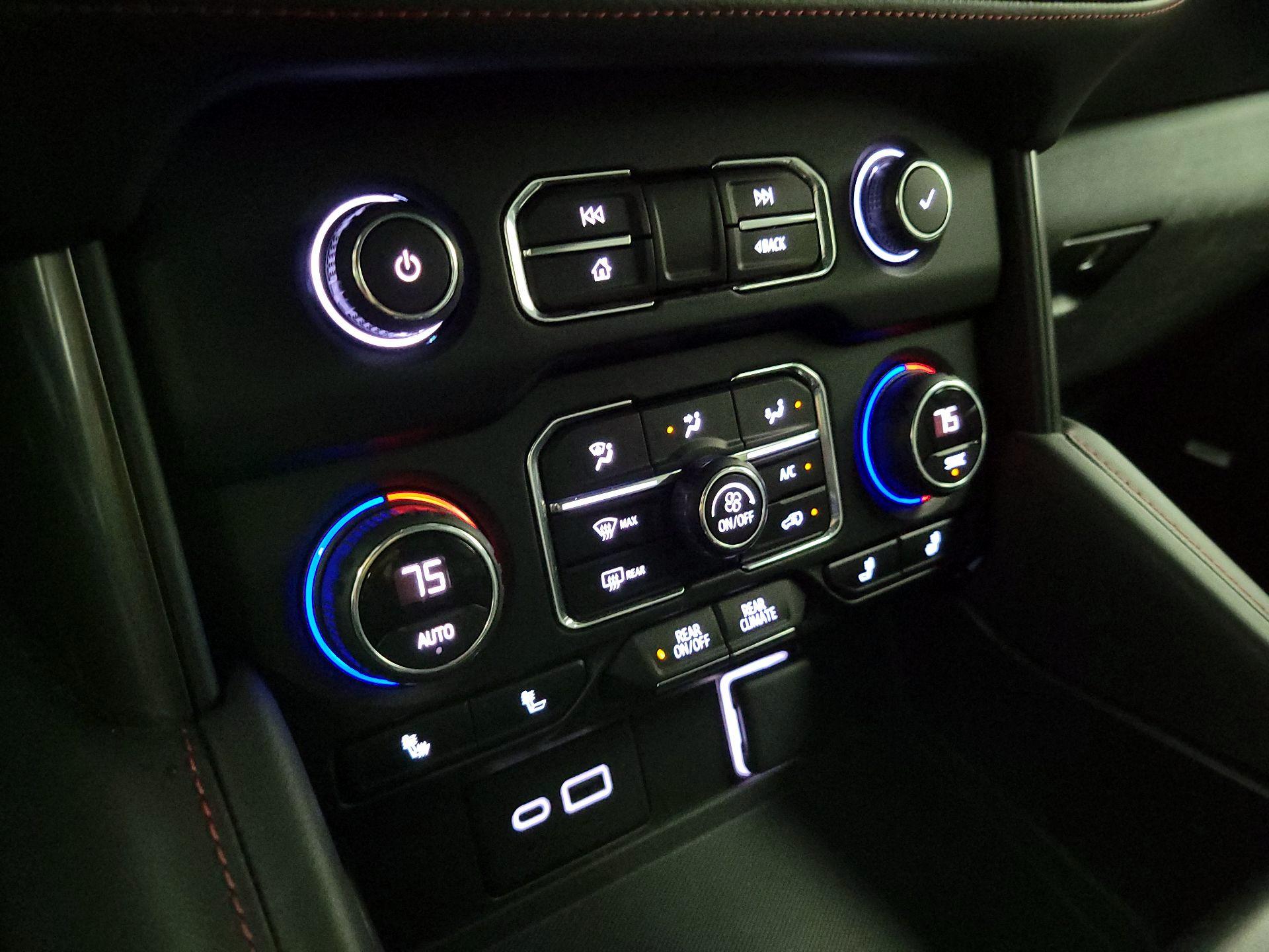 Thumbnail: 2021 Chevrolet Tahoe - 16