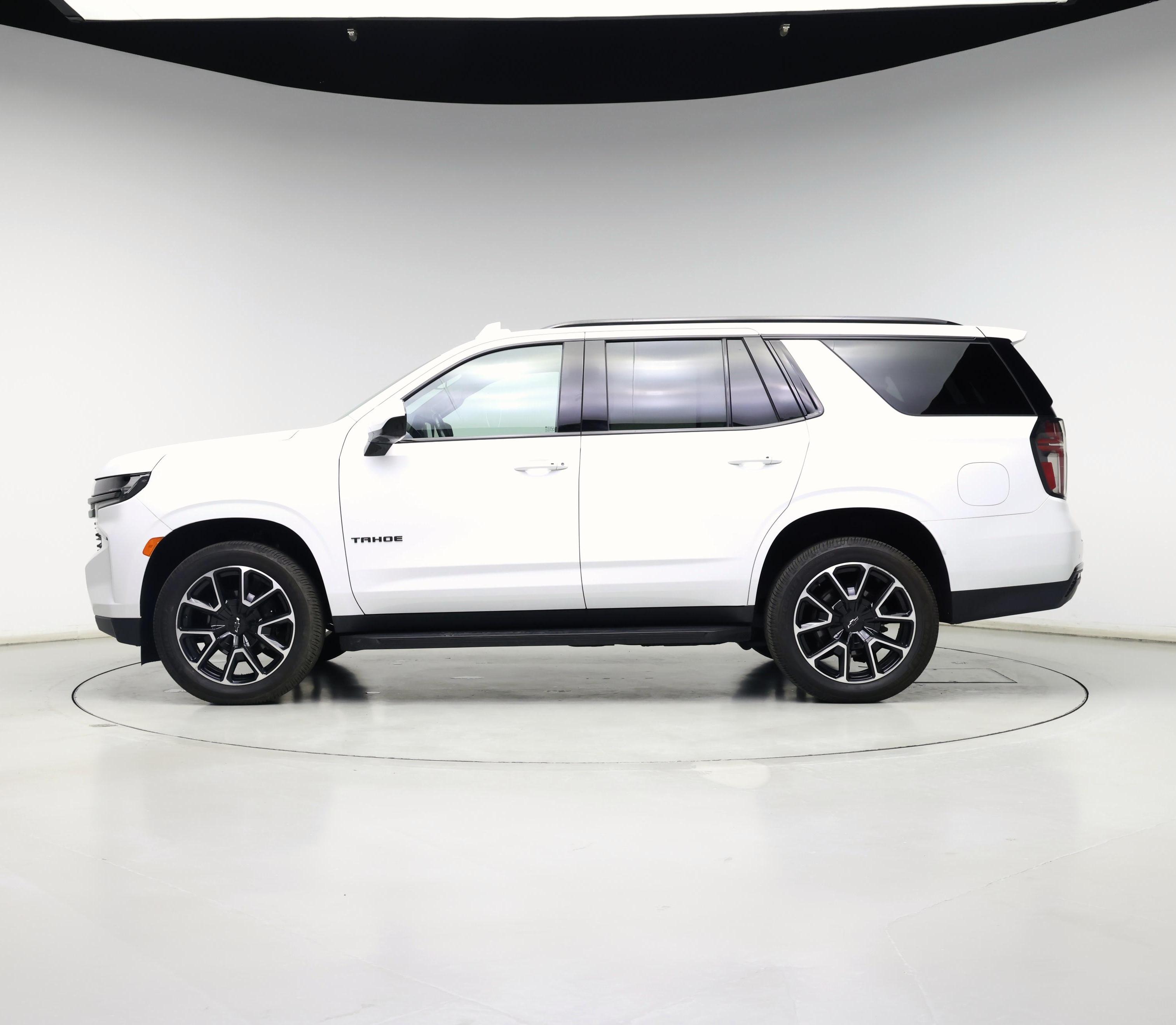 Thumbnail: 2021 Chevrolet Tahoe - 3