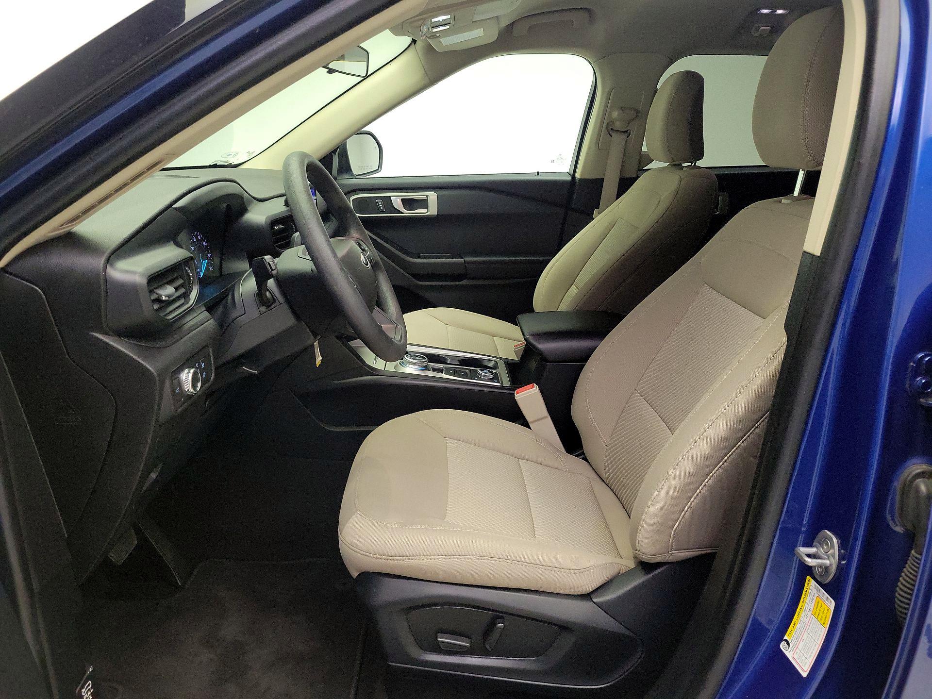 Thumbnail: 2022 Ford Explorer - 11