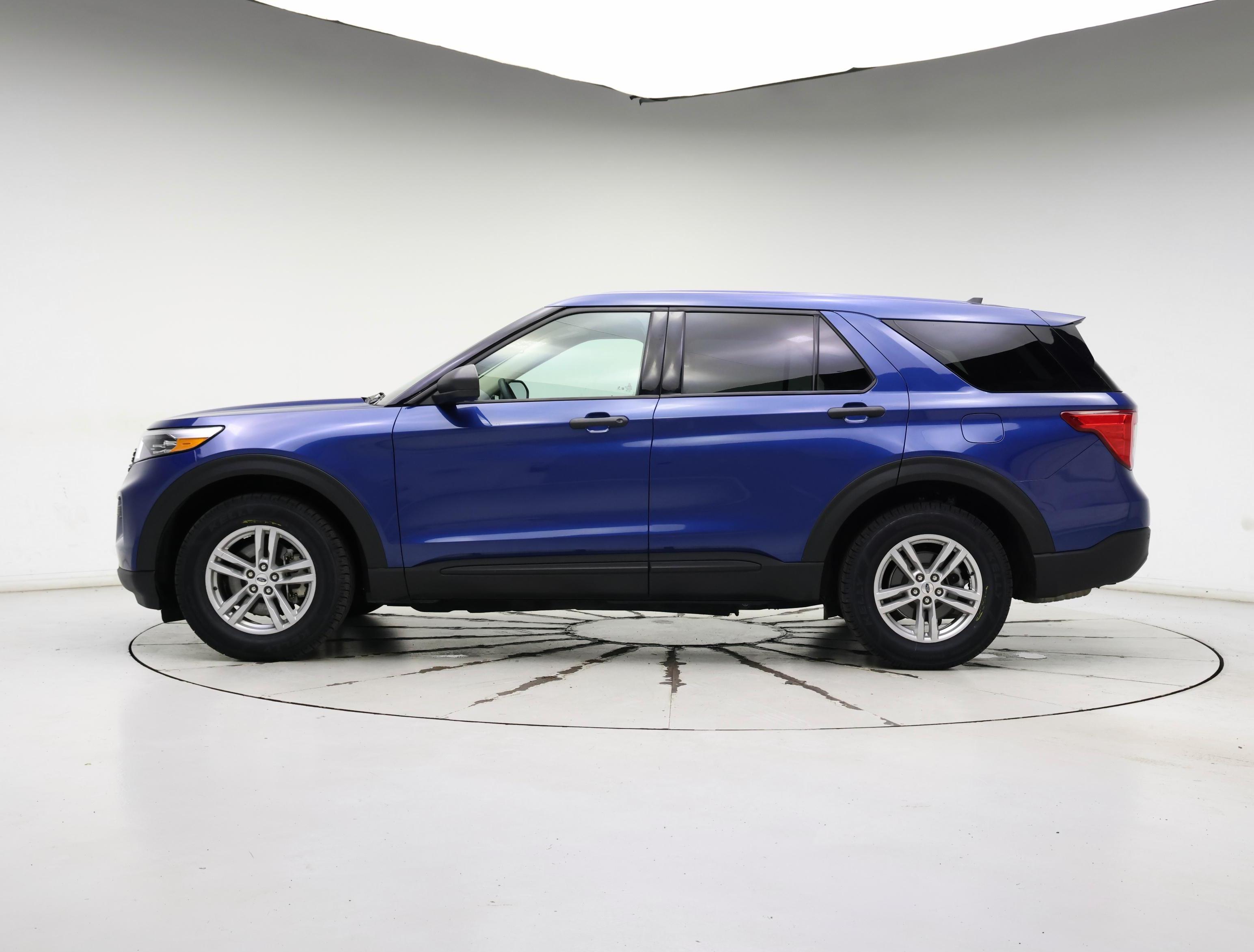 Thumbnail: 2022 Ford Explorer - 3