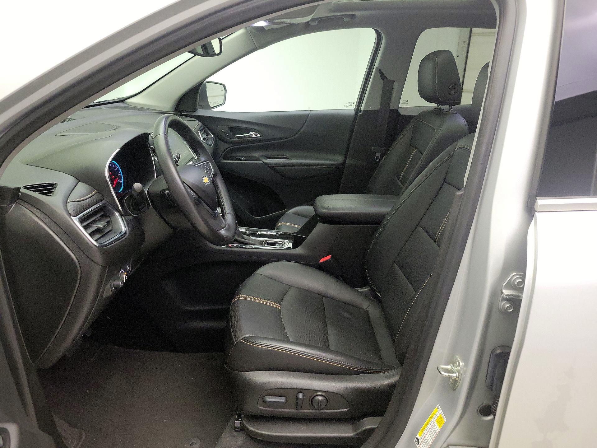 Thumbnail: 2022 Chevrolet Equinox - 11