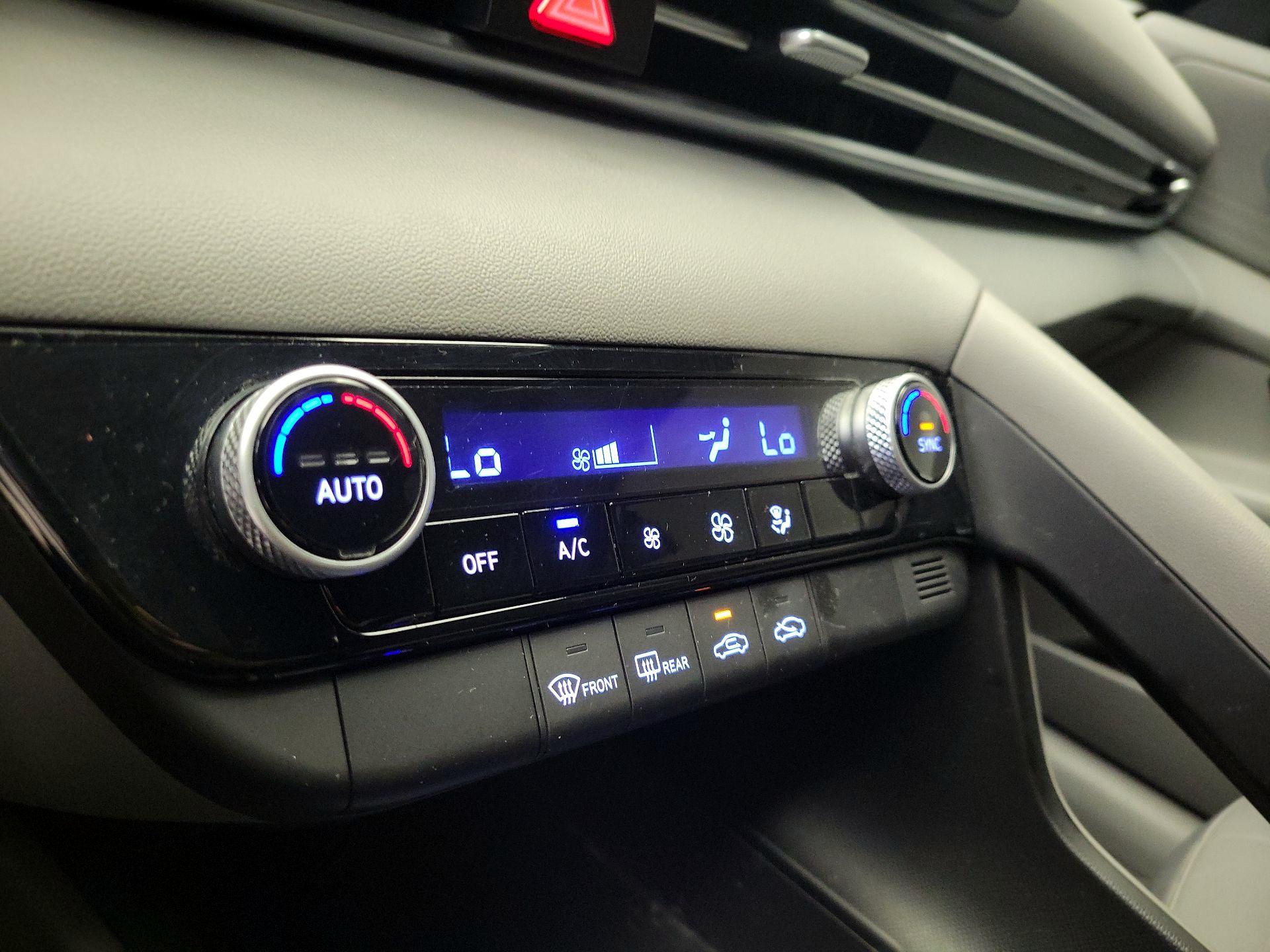 Thumbnail: 2023 Hyundai Elantra - 16