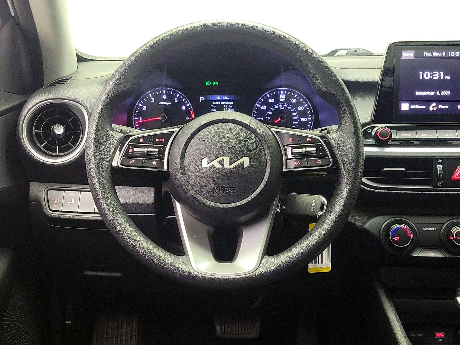 Thumbnail: 2023 Kia Forte - 10