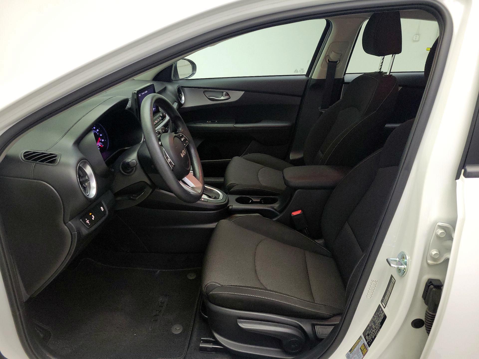 Thumbnail: 2023 Kia Forte - 11