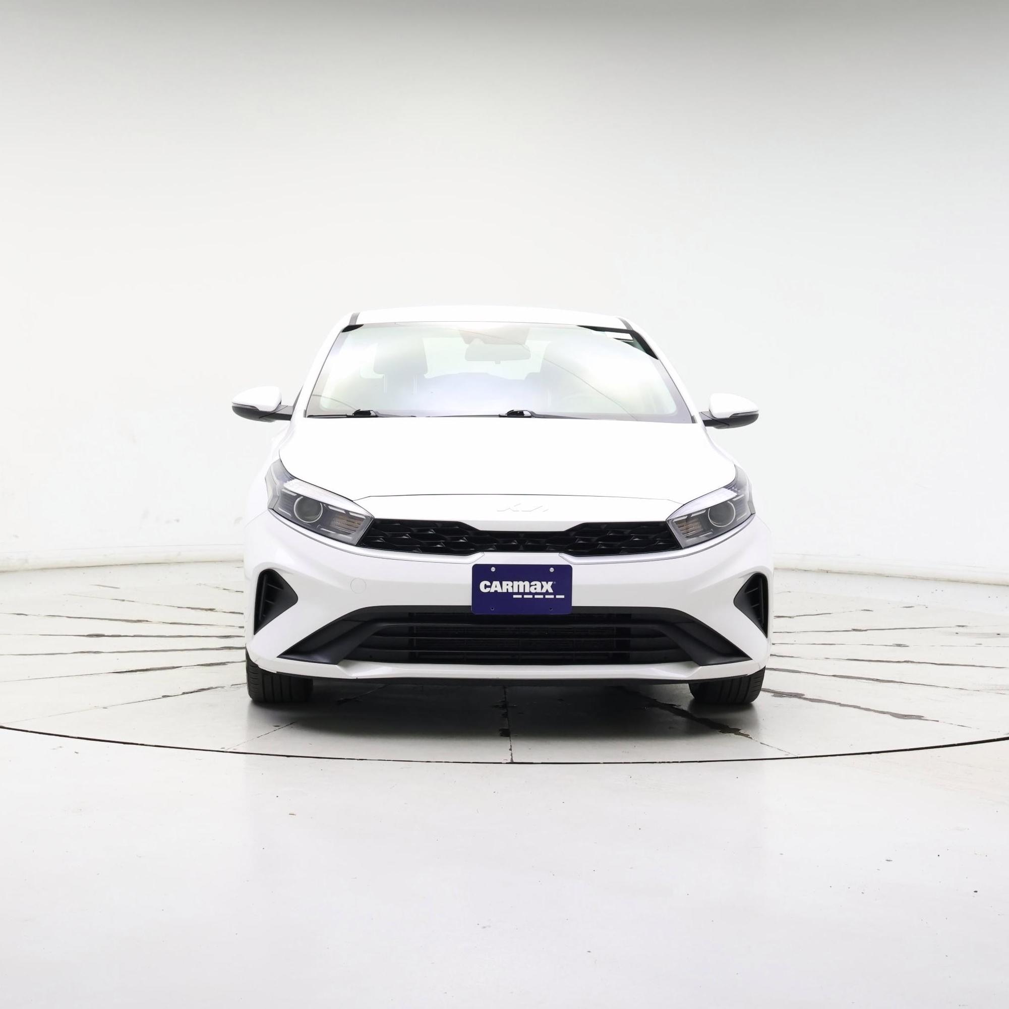 Thumbnail: 2023 Kia Forte - 5