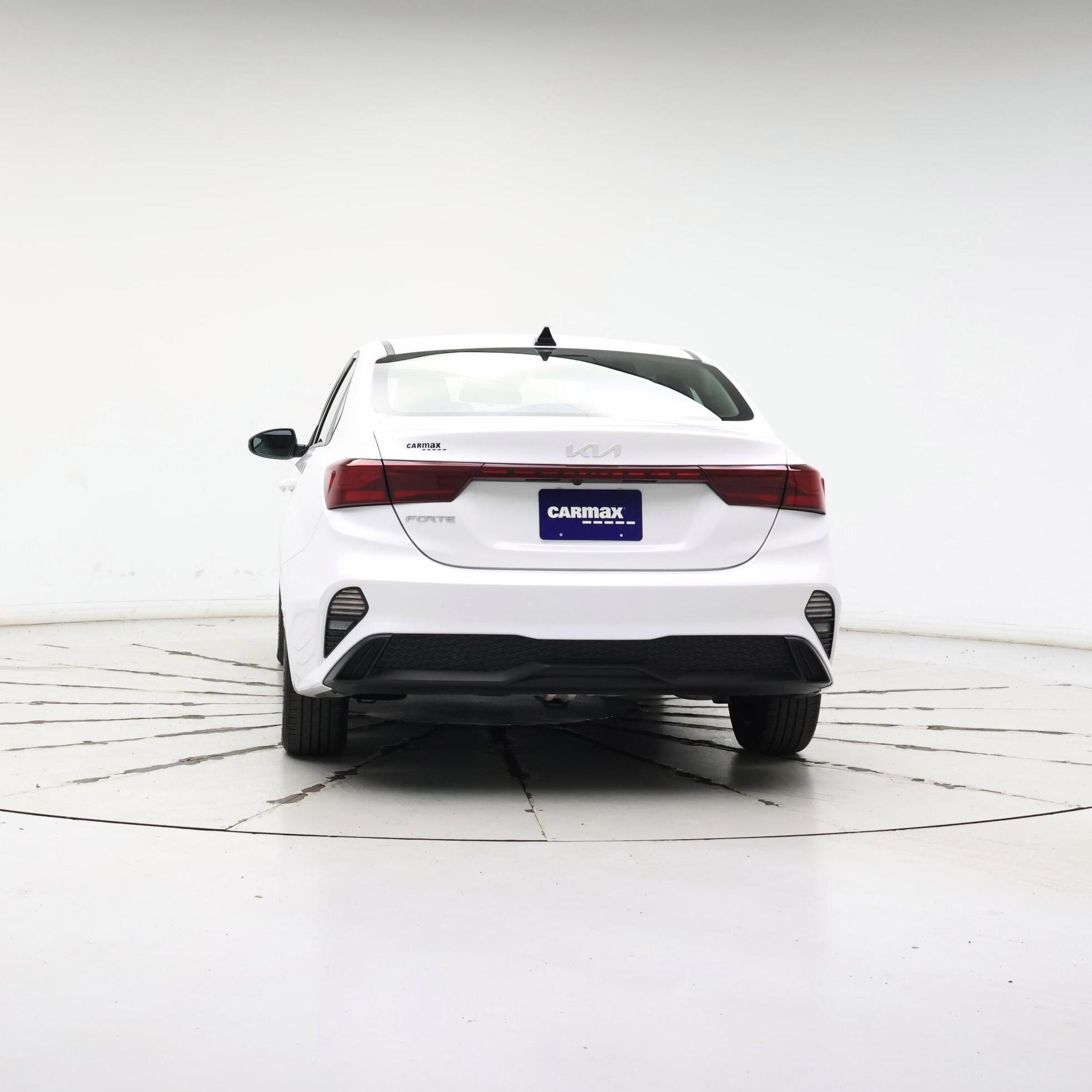 Thumbnail: 2023 Kia Forte - 6