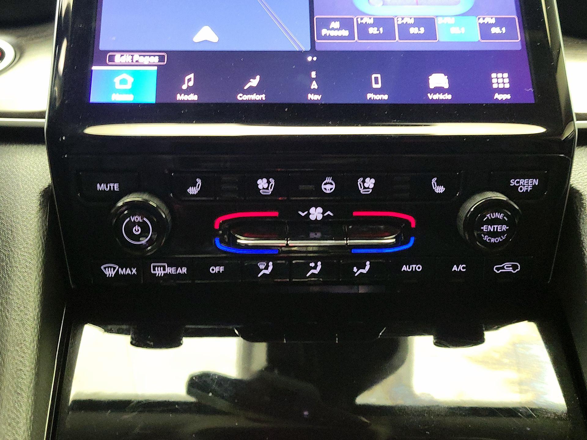 Thumbnail: 2023 Jeep Grand Cherokee - 17