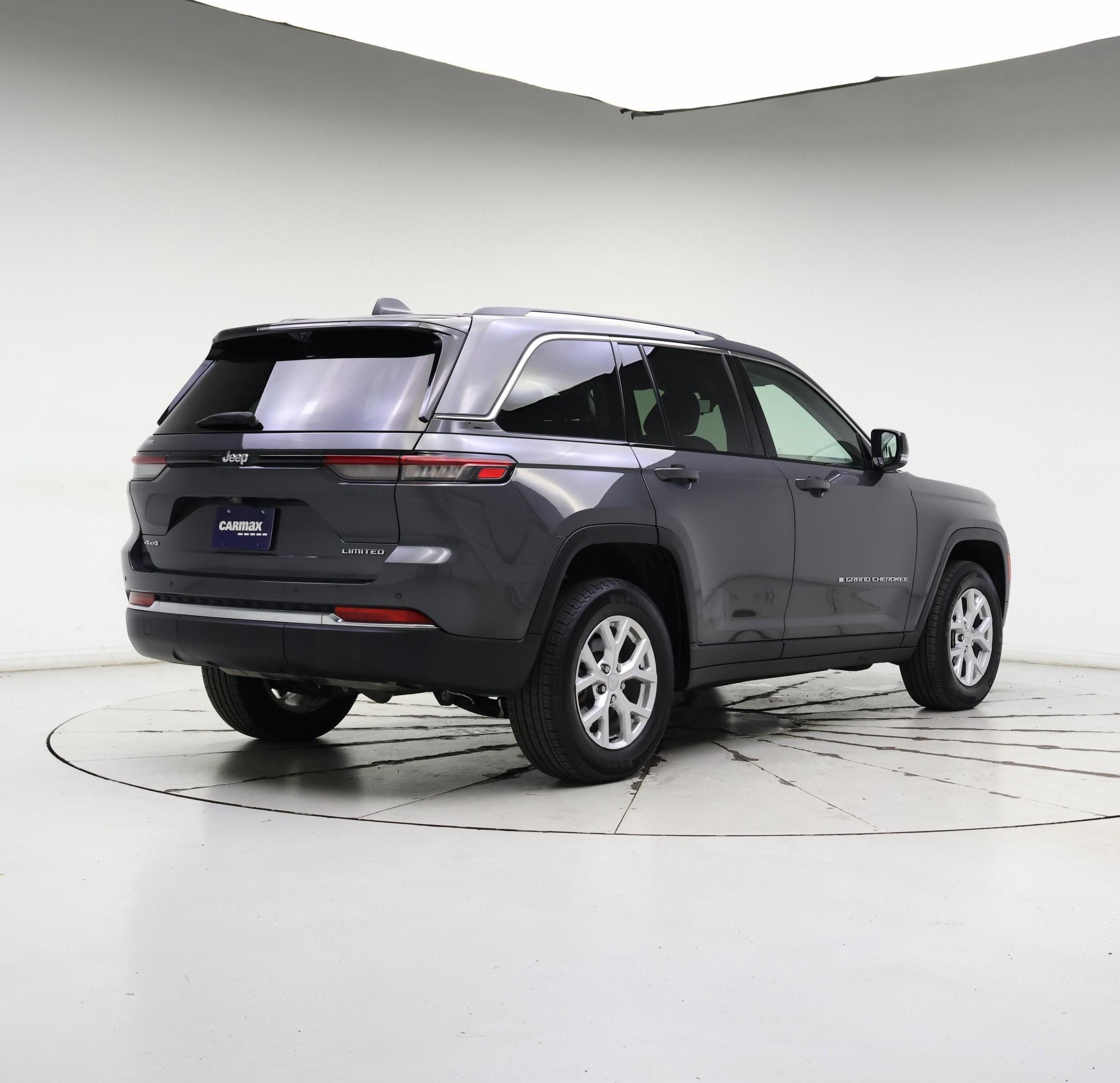 Thumbnail: 2023 Jeep Grand Cherokee - 8