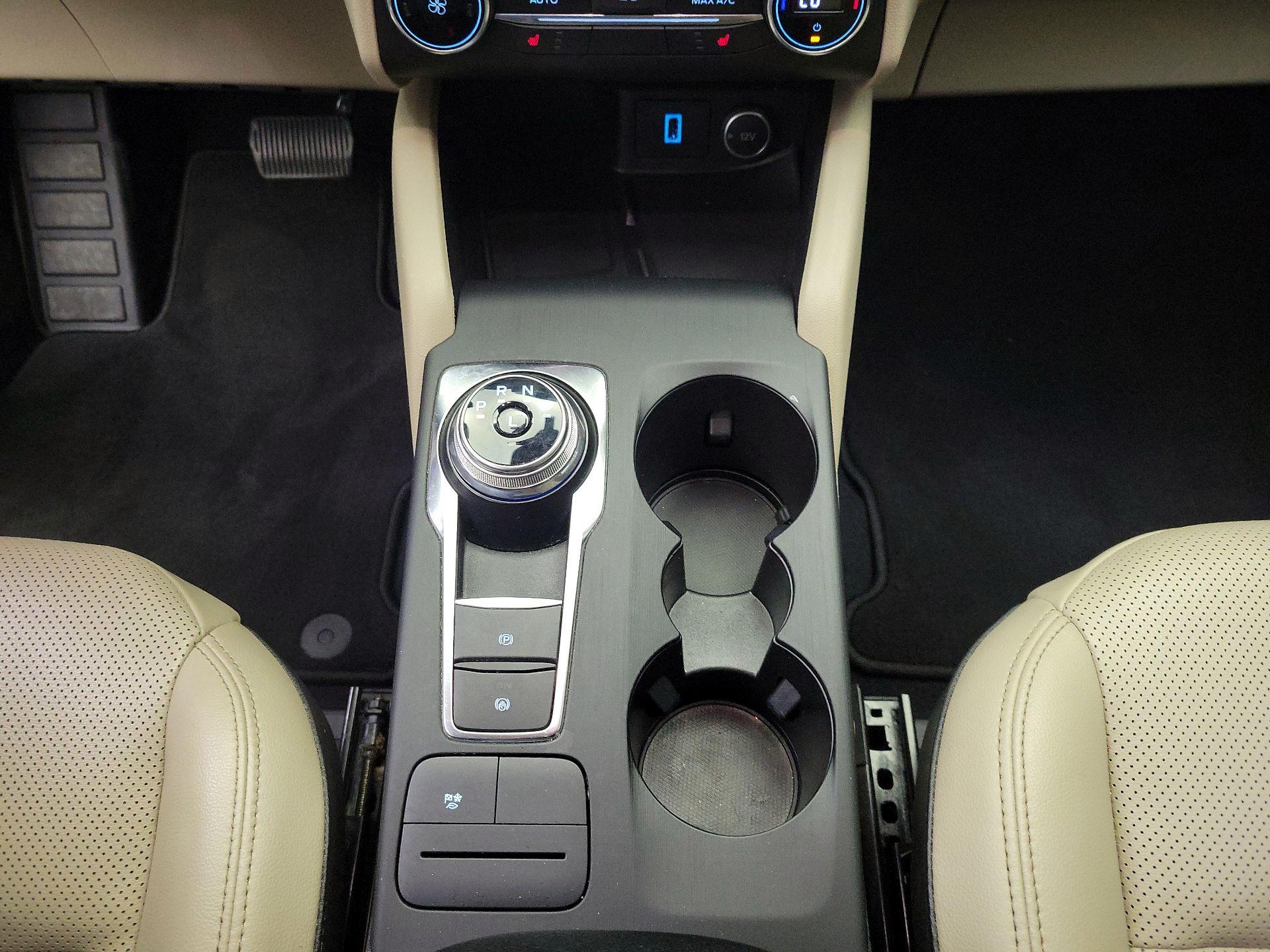 Thumbnail: 2020 Ford Escape - 18