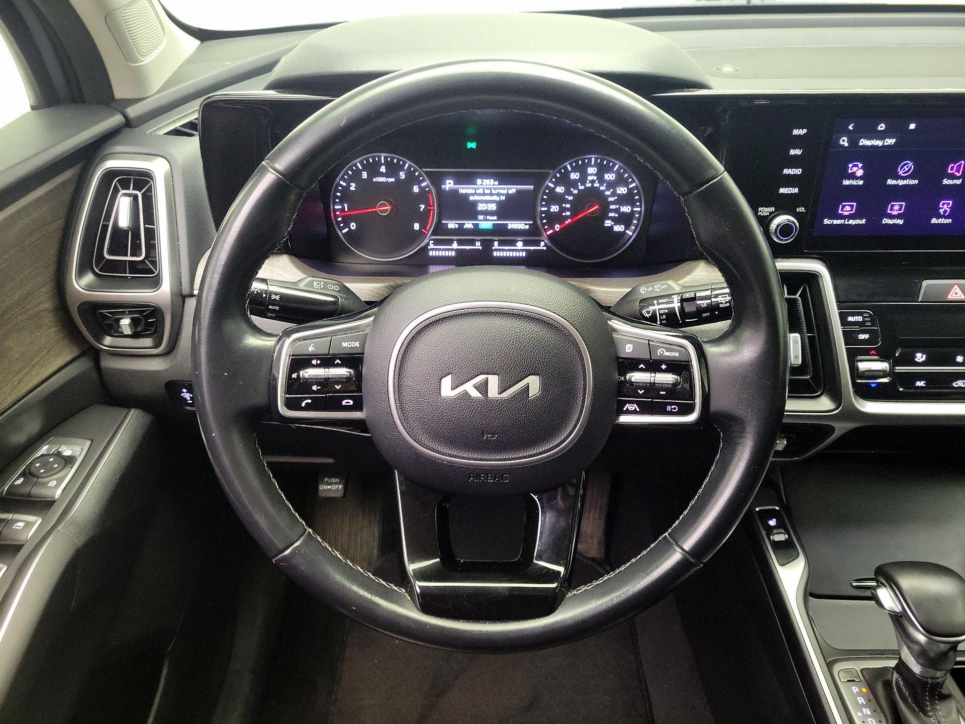 Thumbnail: 2022 Kia Sorento - 10