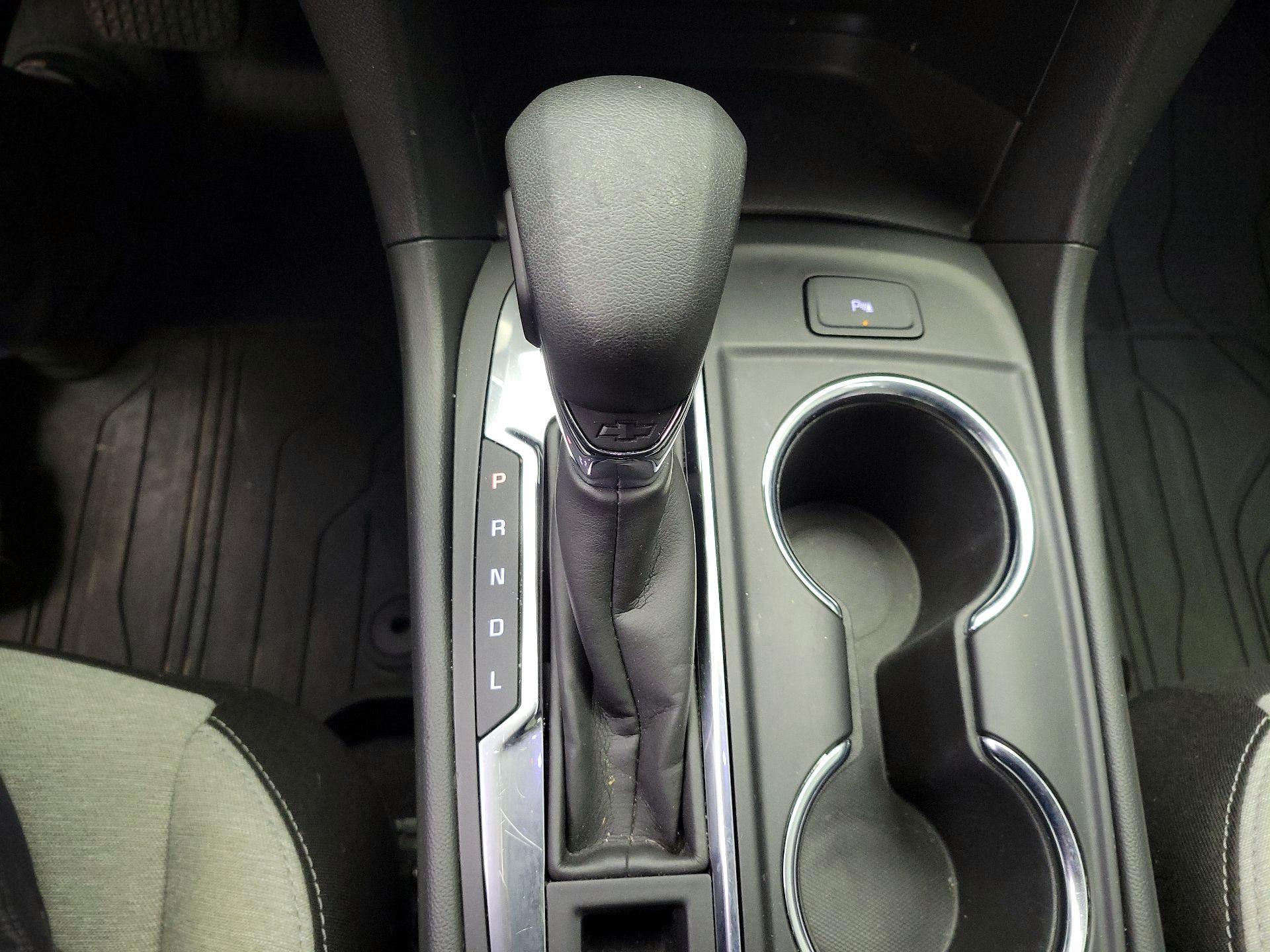 Thumbnail: 2023 Chevrolet Equinox - 17