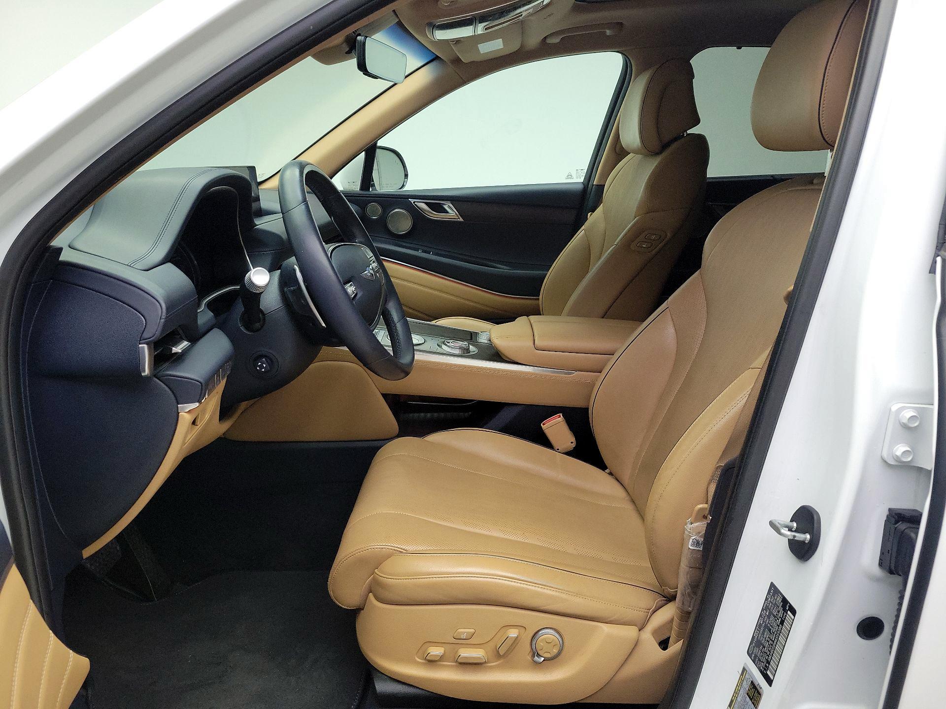 Thumbnail: 2021 Genesis GV80 - 11