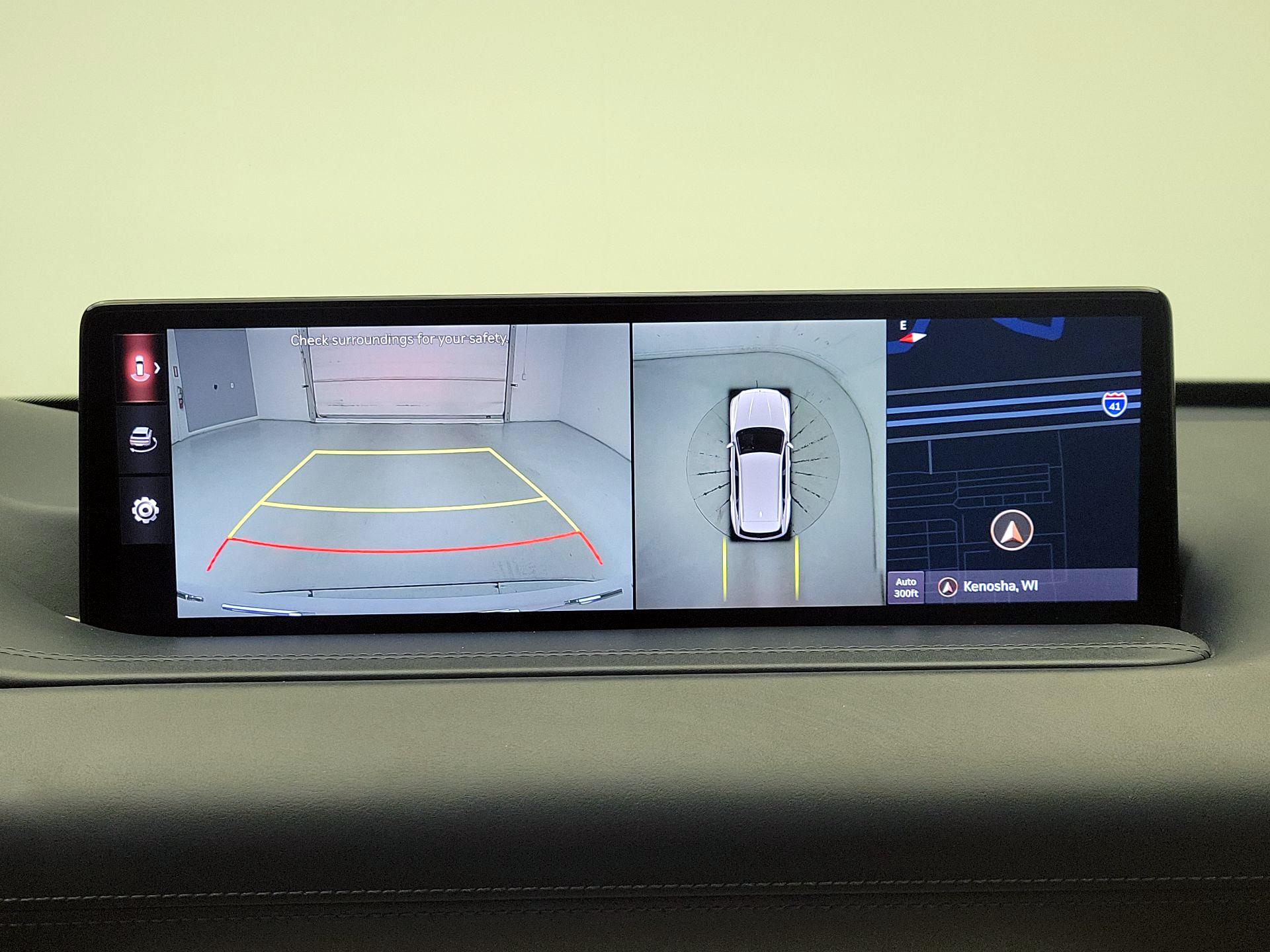 Thumbnail: 2021 Genesis GV80 - 15