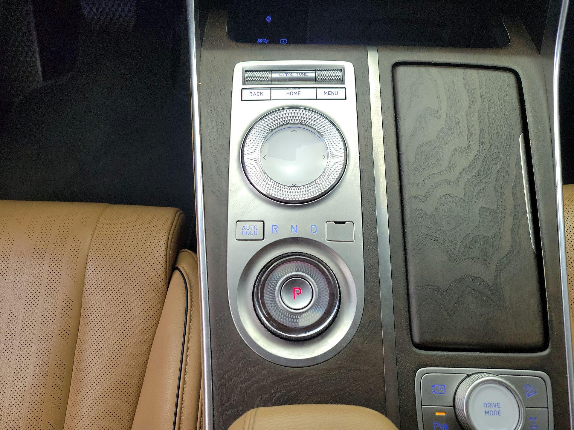 Thumbnail: 2021 Genesis GV80 - 18