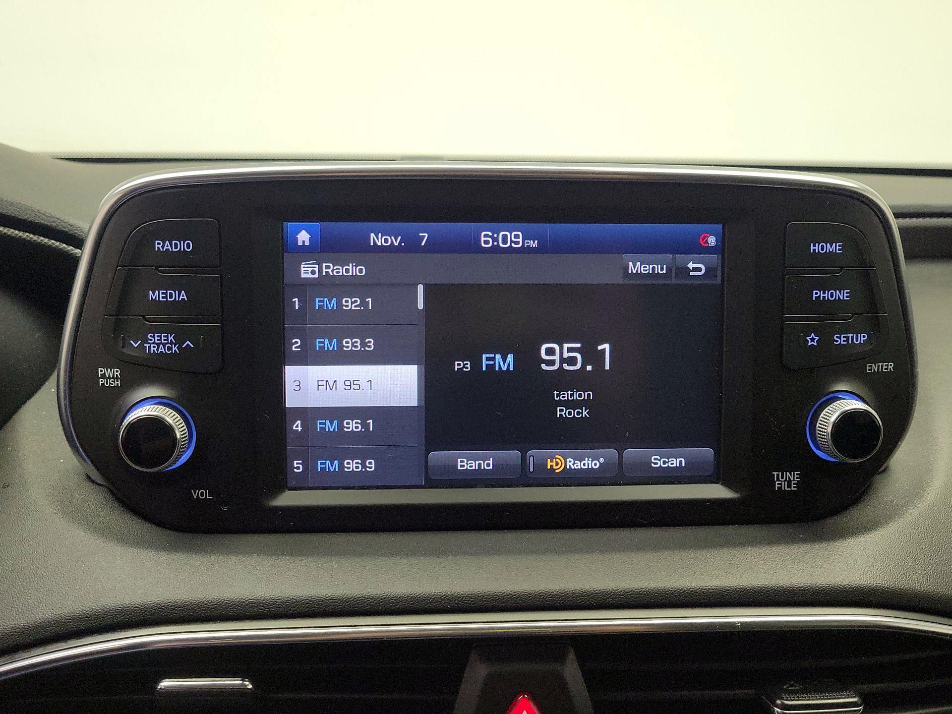 Thumbnail: 2020 Hyundai Santa Fe - 15