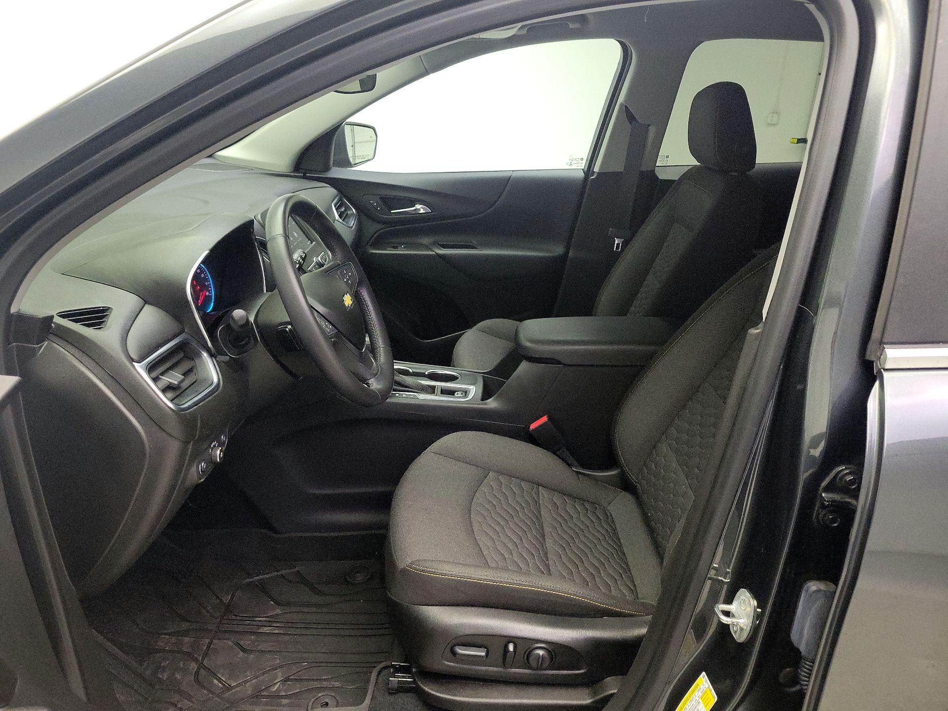 Thumbnail: 2021 Chevrolet Equinox - 11