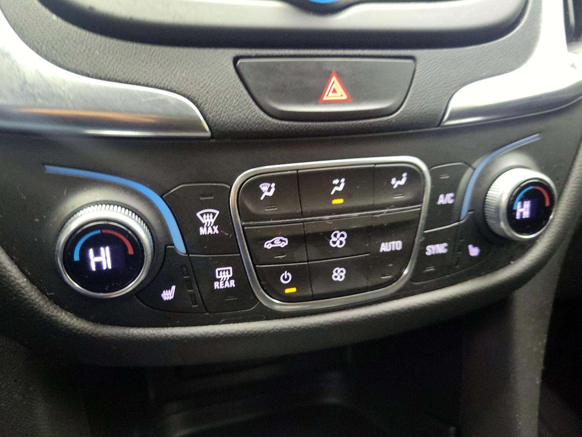 Thumbnail: 2021 Chevrolet Equinox - 16