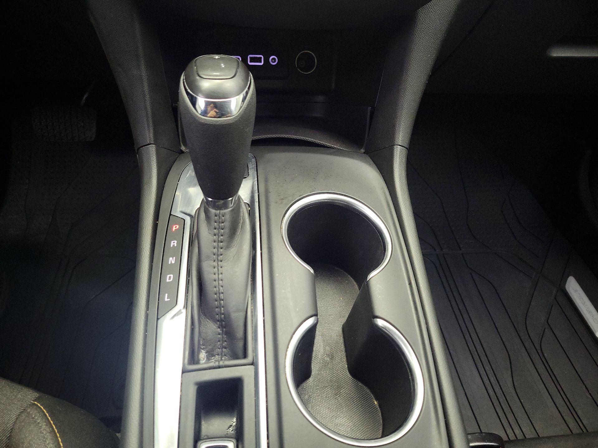 Thumbnail: 2021 Chevrolet Equinox - 17