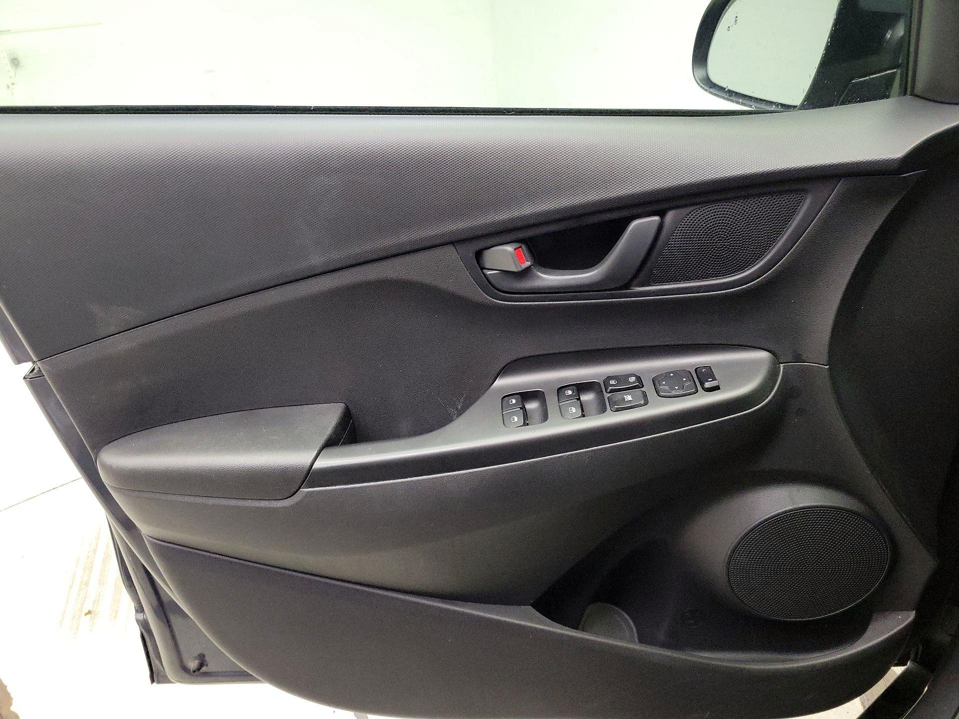 Thumbnail: 2023 Hyundai Kona - 12