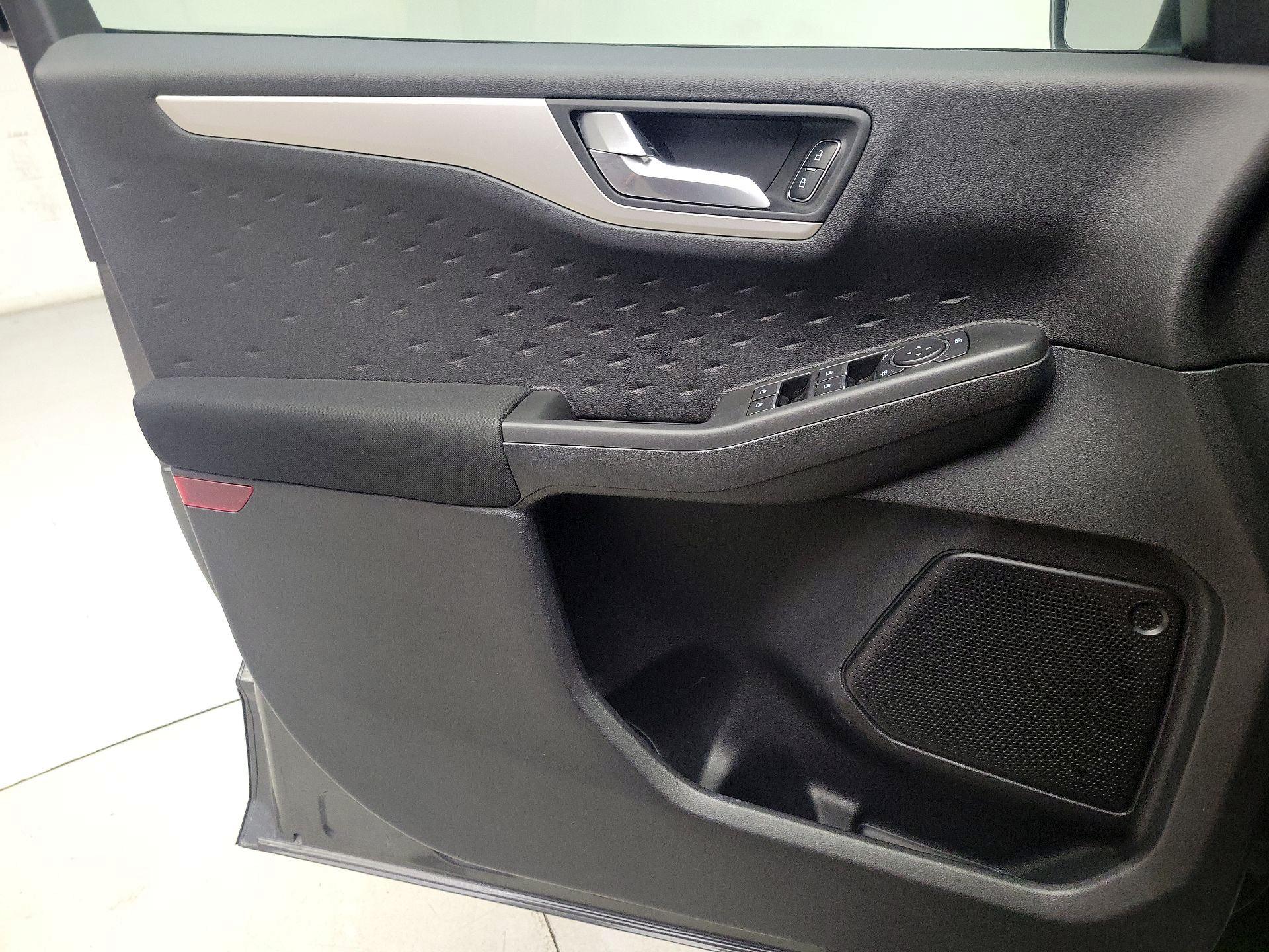 Thumbnail: 2020 Ford Escape - 12