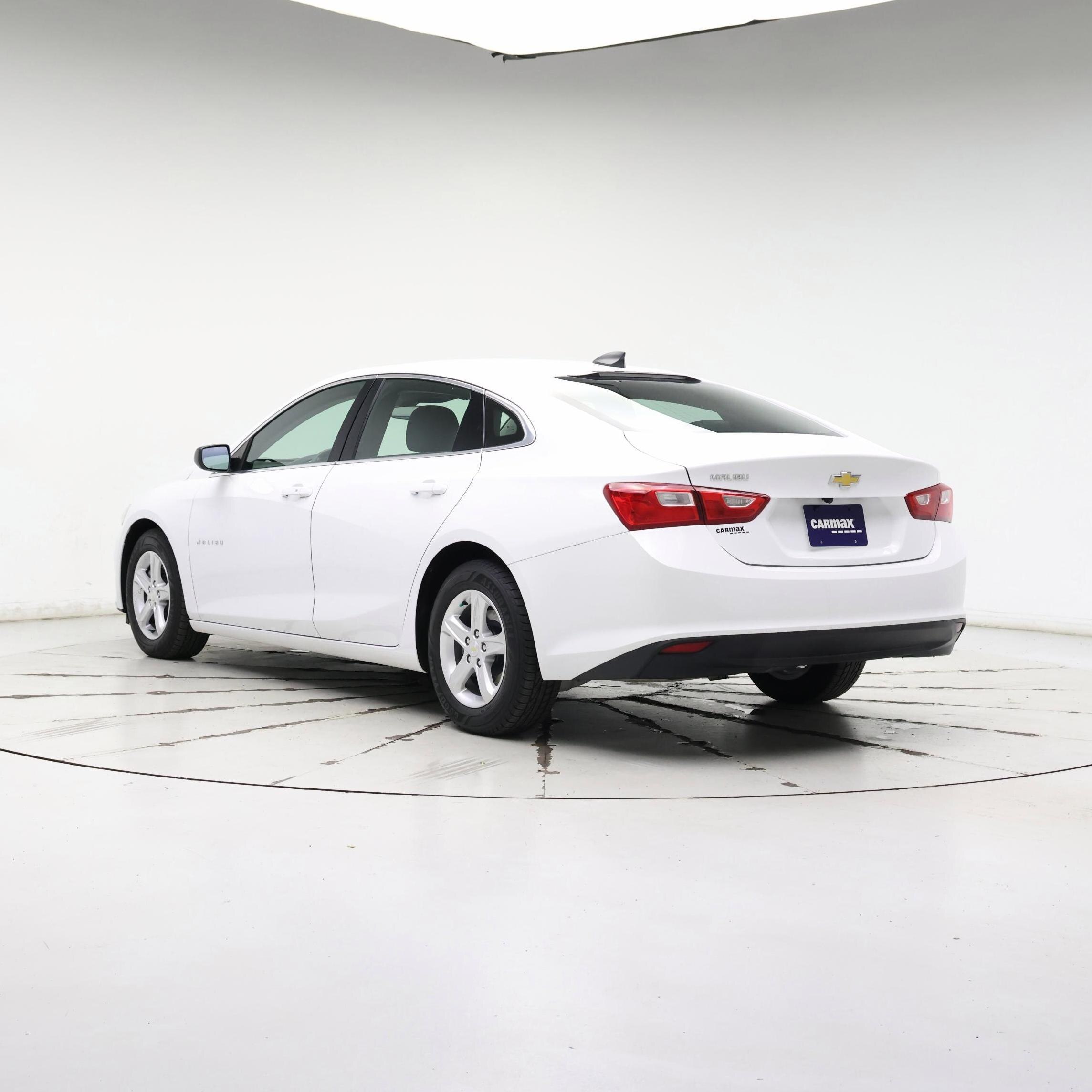 Thumbnail: 2022 Chevrolet Malibu - 2