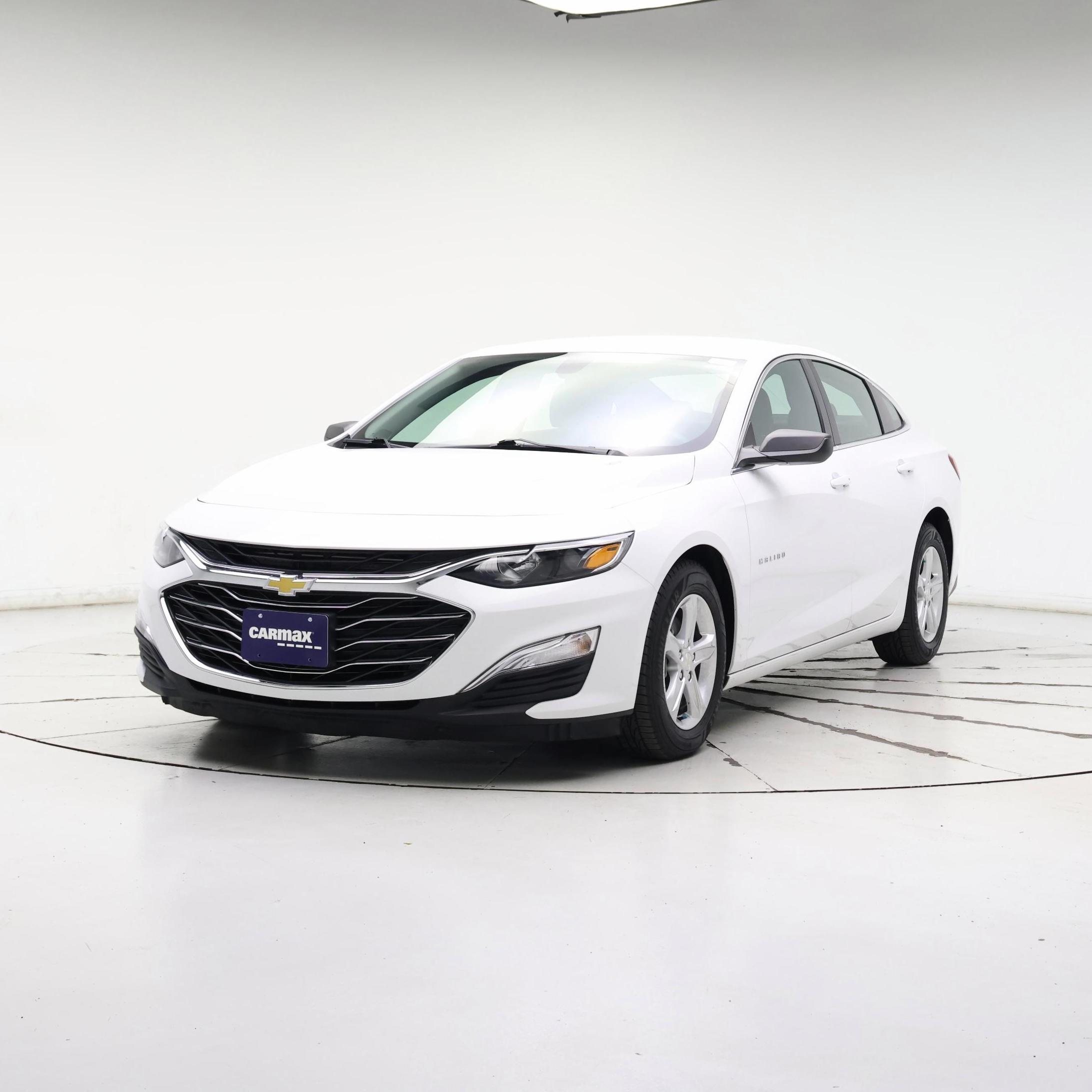 Thumbnail: 2022 Chevrolet Malibu - 4