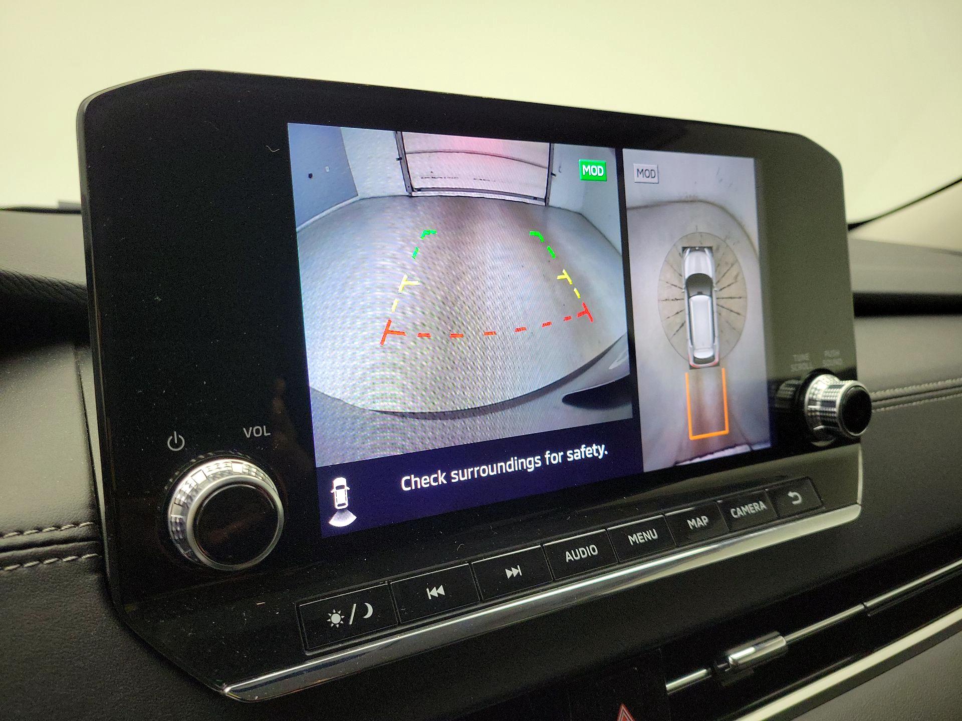 Thumbnail: 2024 Mitsubishi Outlander - 13