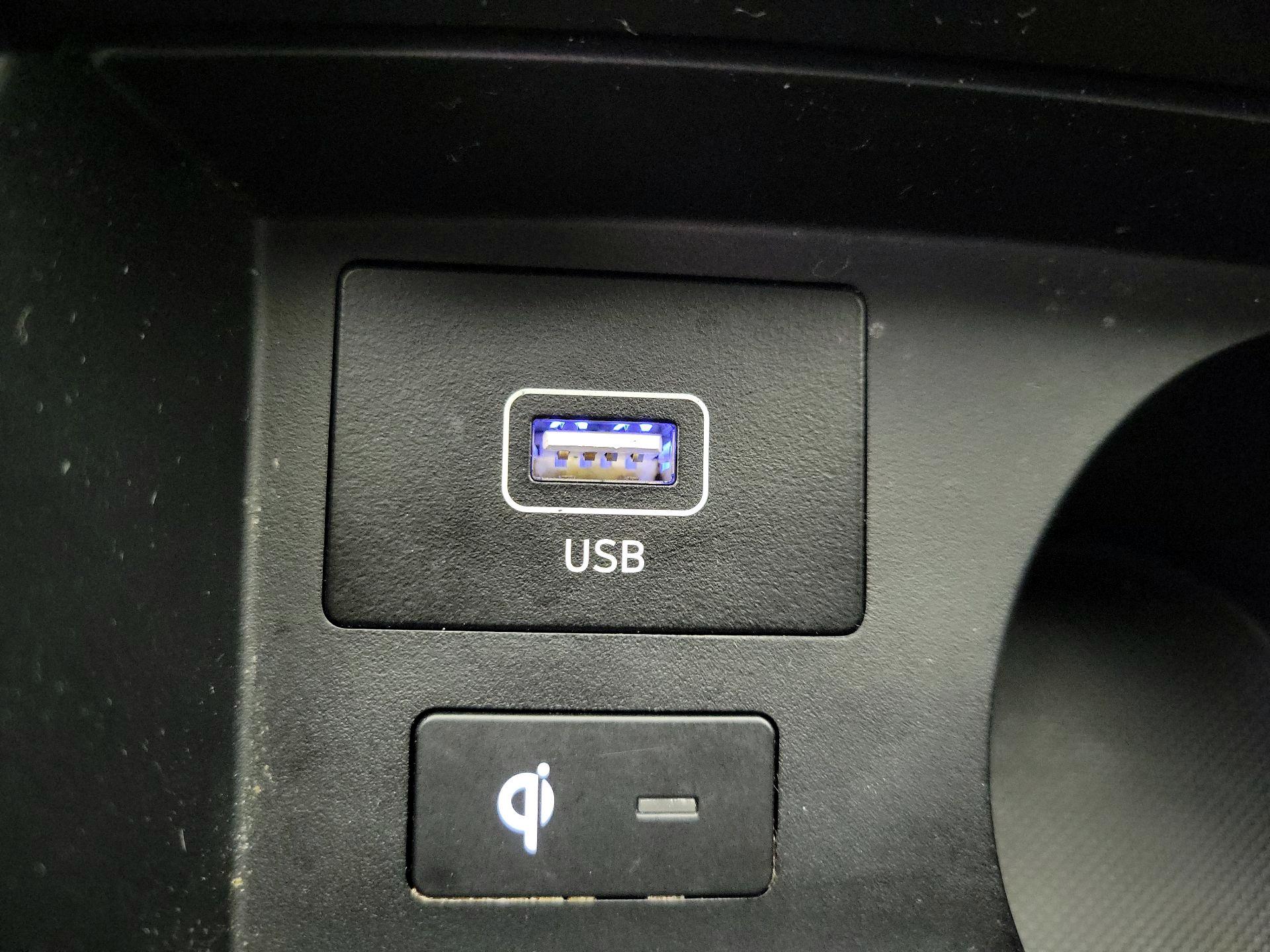 Thumbnail: 2023 Hyundai Santa Fe - 19