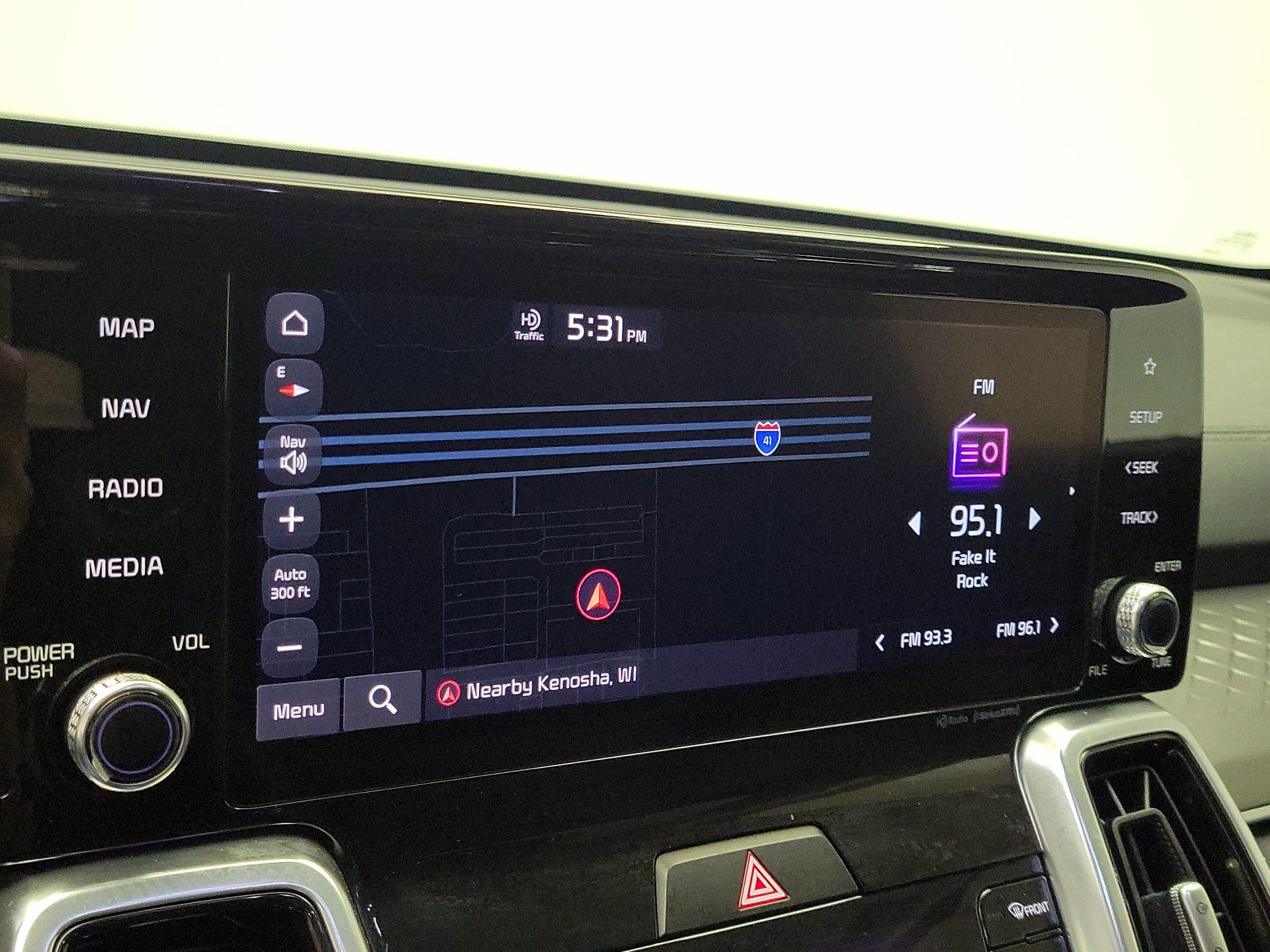 Thumbnail: 2022 Kia Sorento - 14