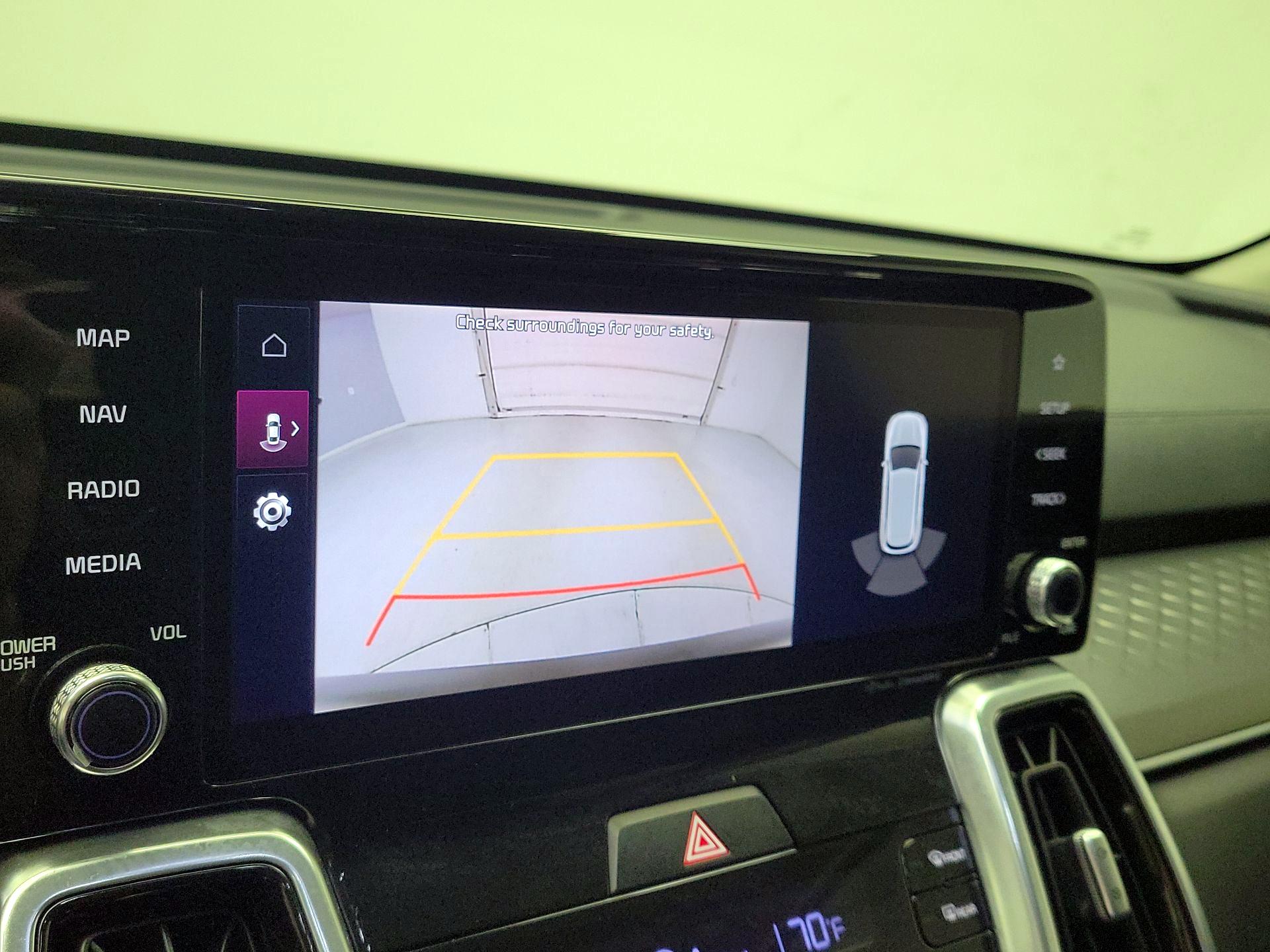 Thumbnail: 2022 Kia Sorento - 15