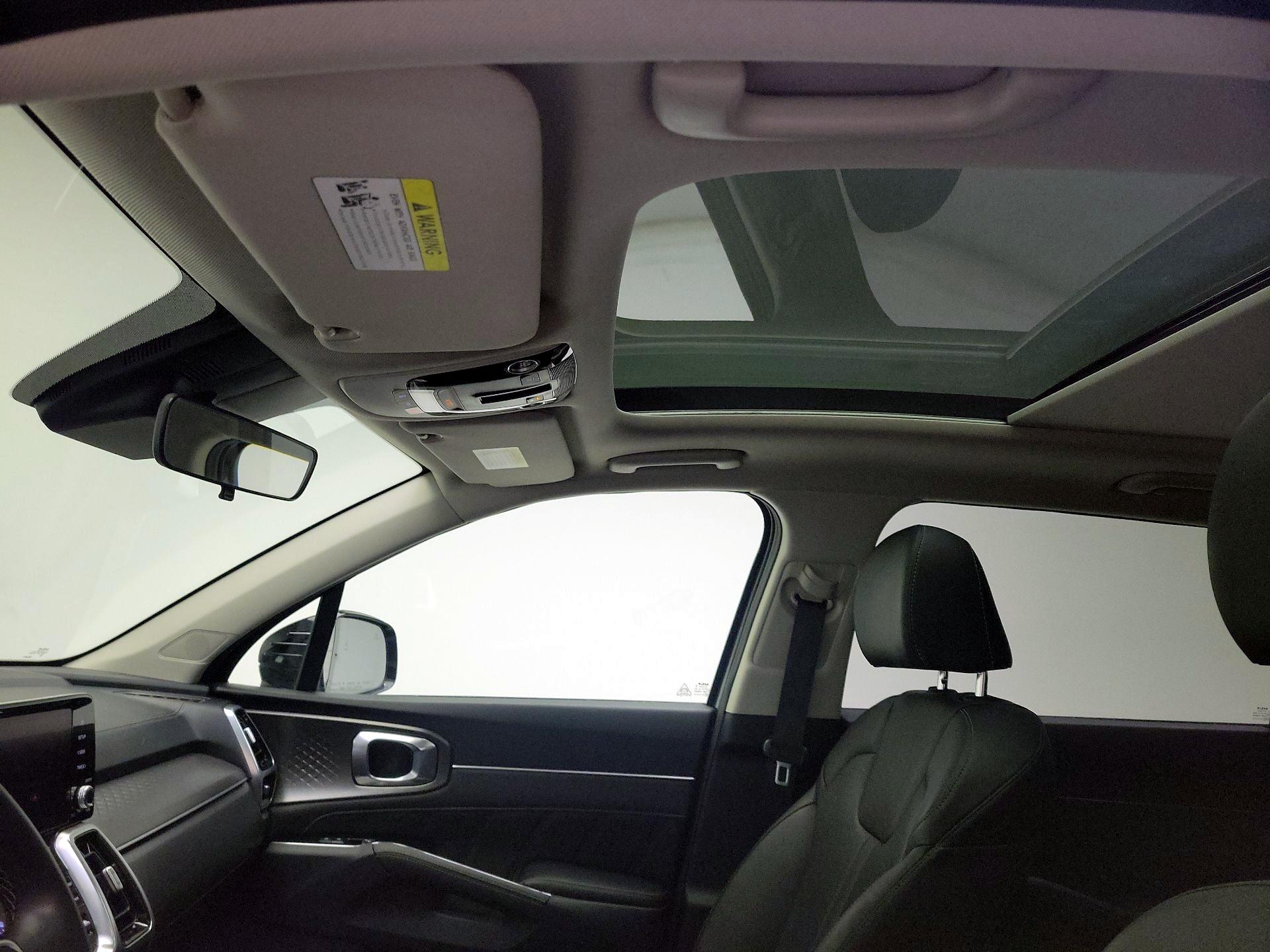 Thumbnail: 2022 Kia Sorento - 20