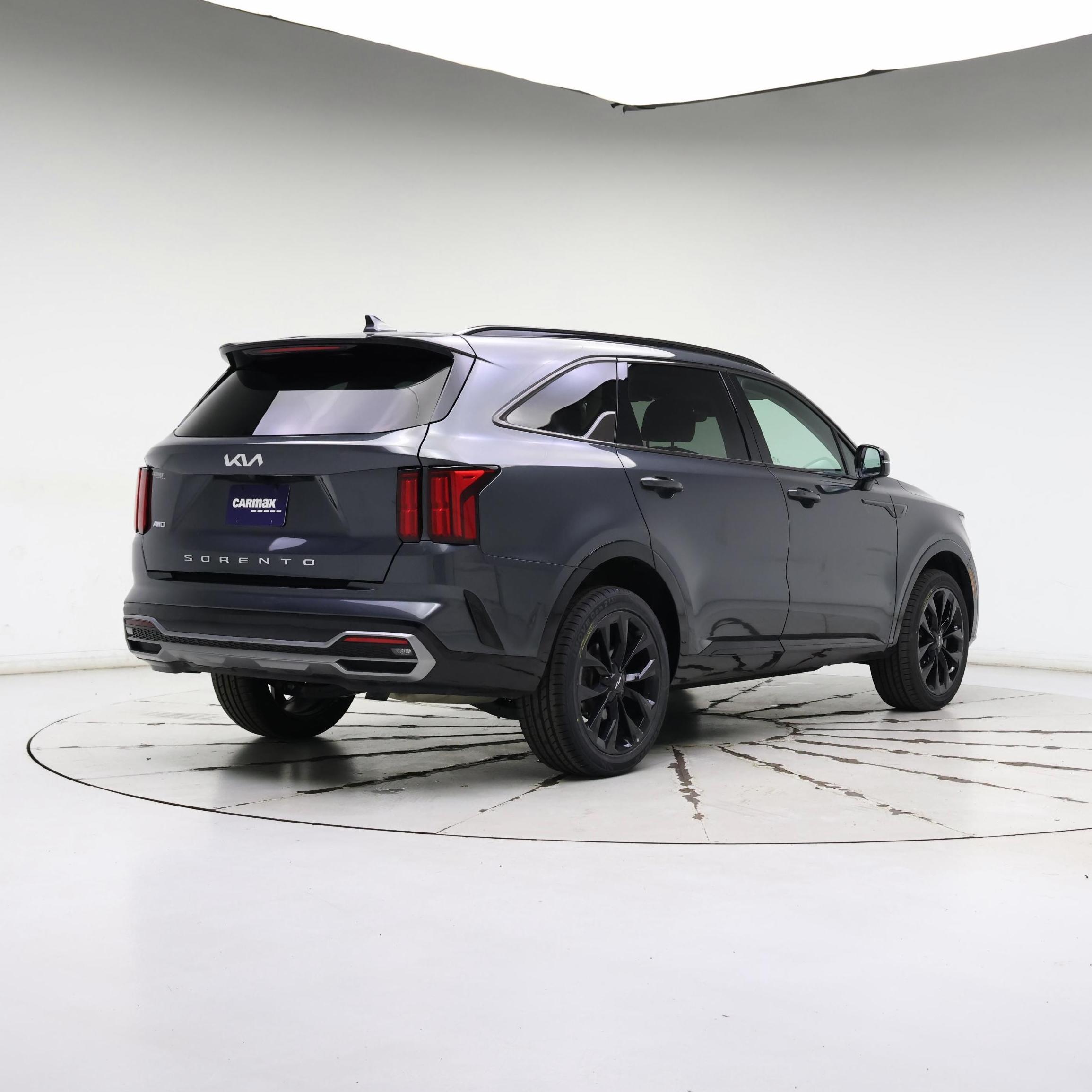 Thumbnail: 2022 Kia Sorento - 8