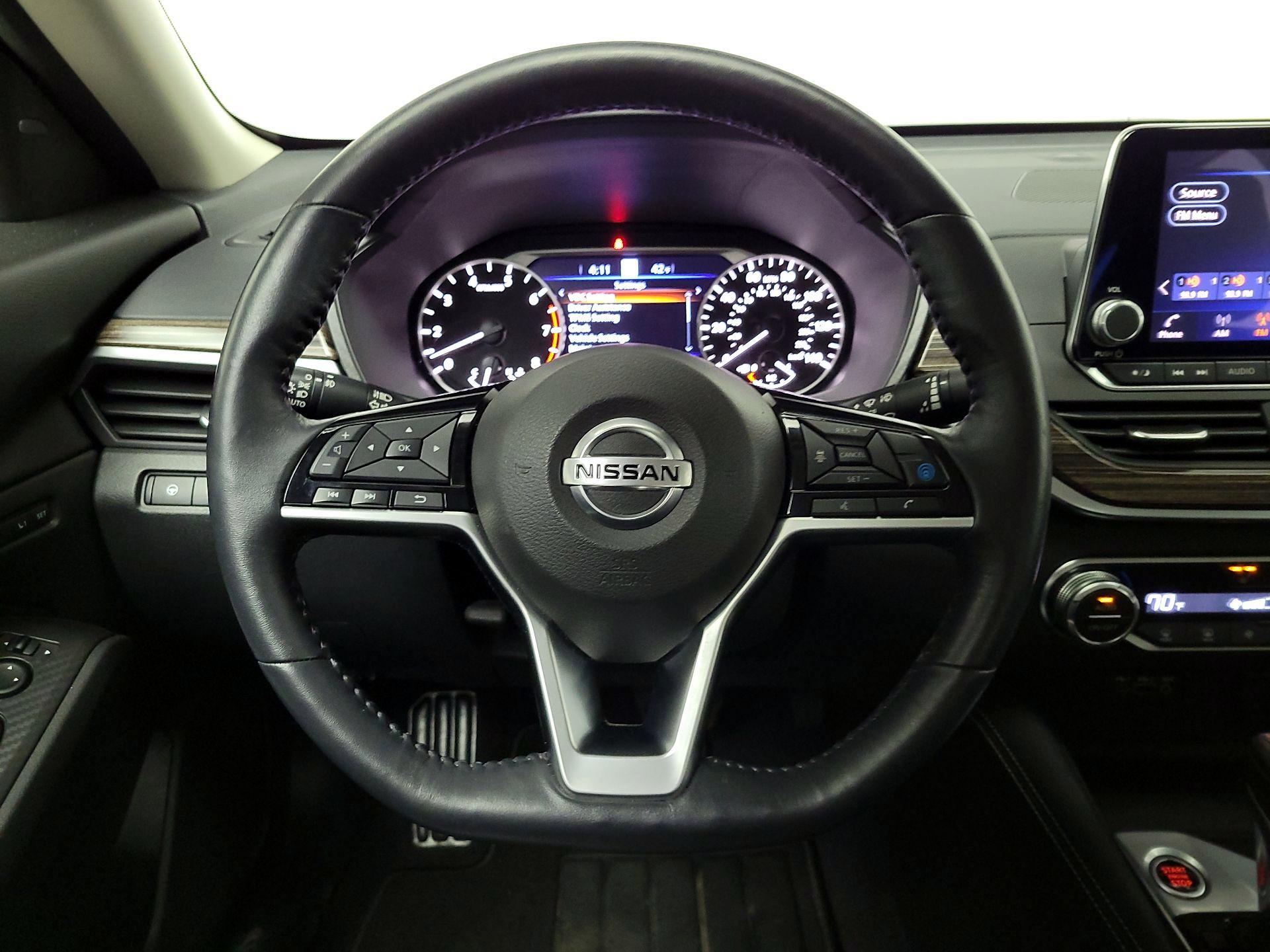 Thumbnail: 2019 Nissan Altima - 10