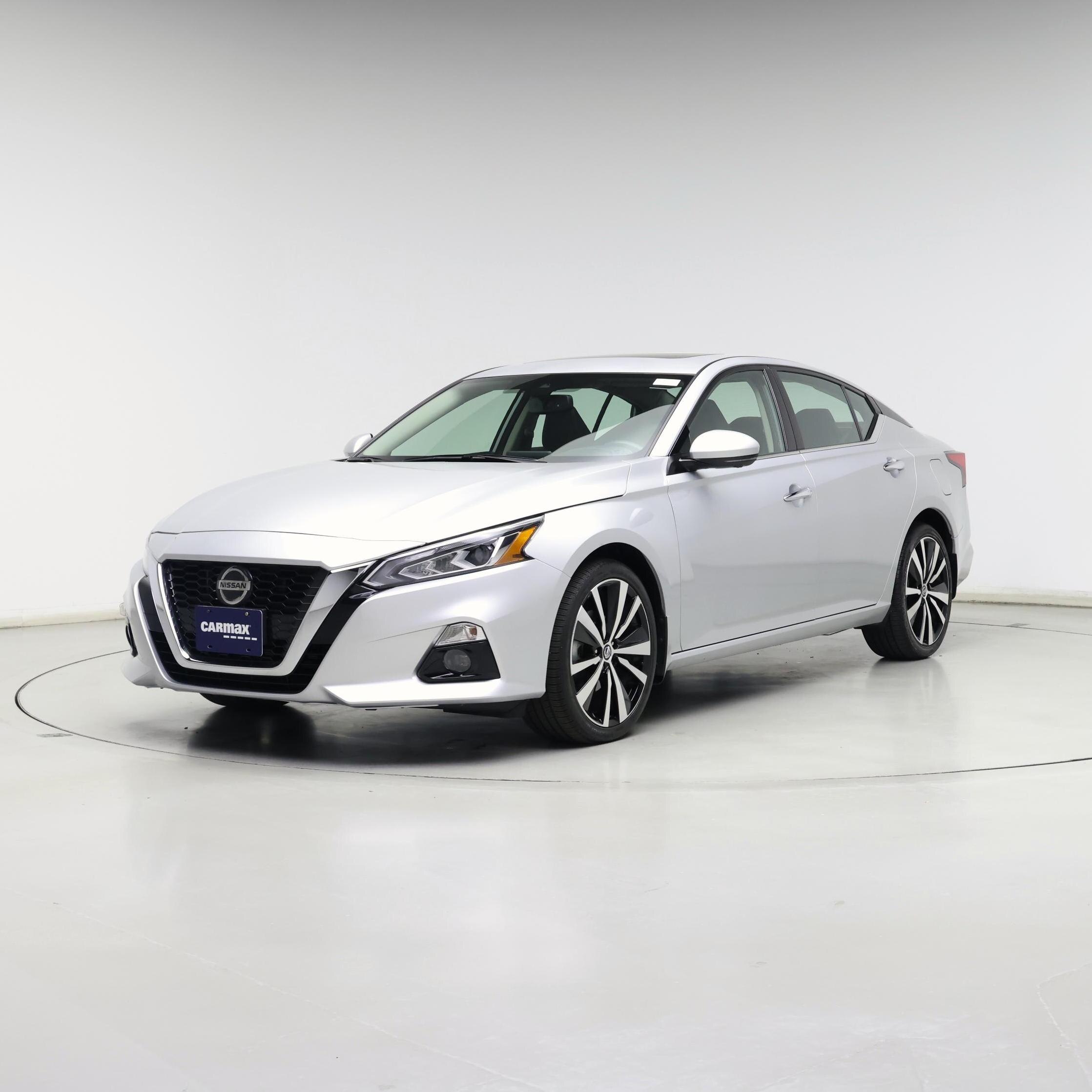 Thumbnail: 2019 Nissan Altima - 4