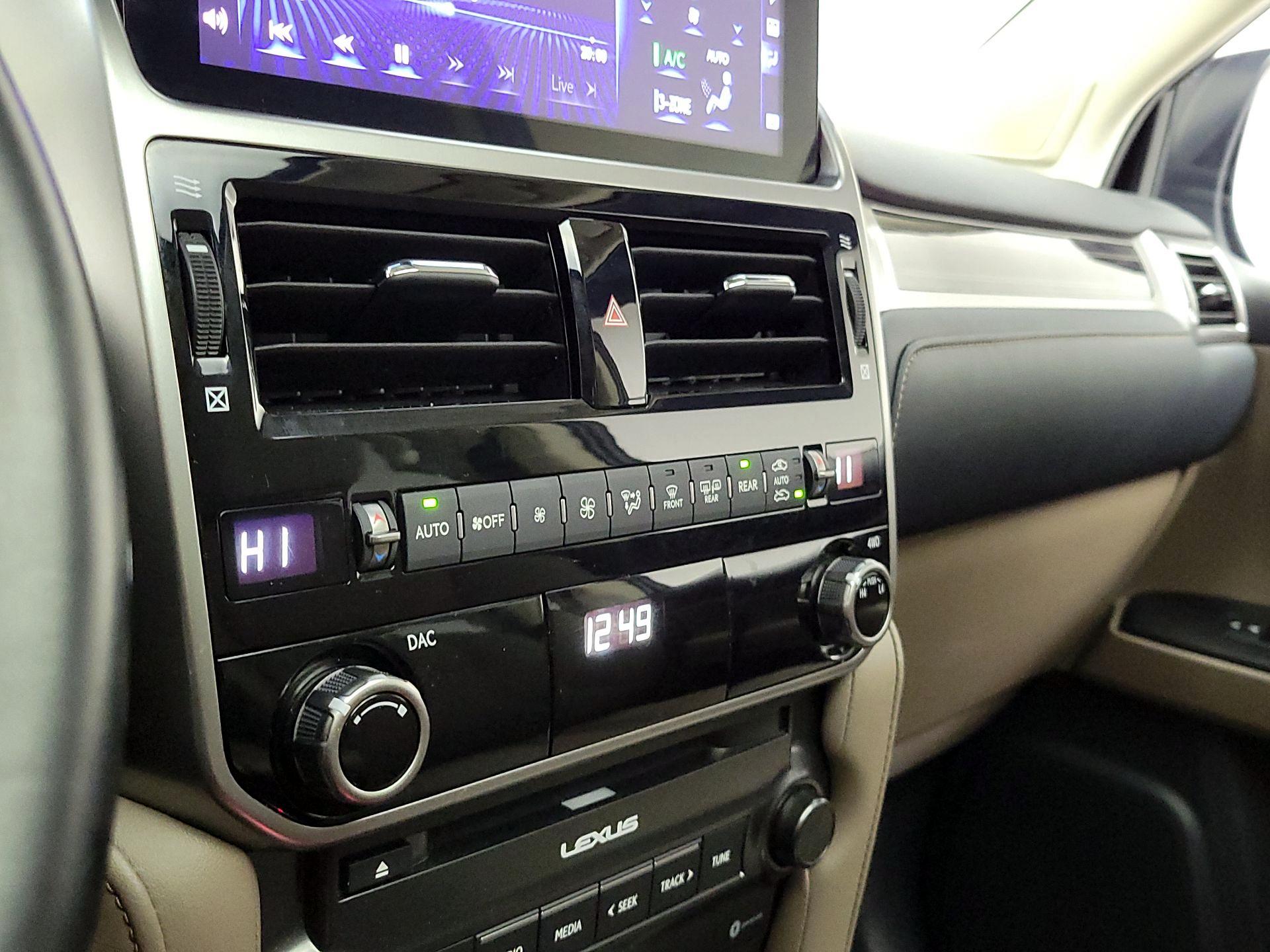 Thumbnail: 2023 Lexus GX - 17