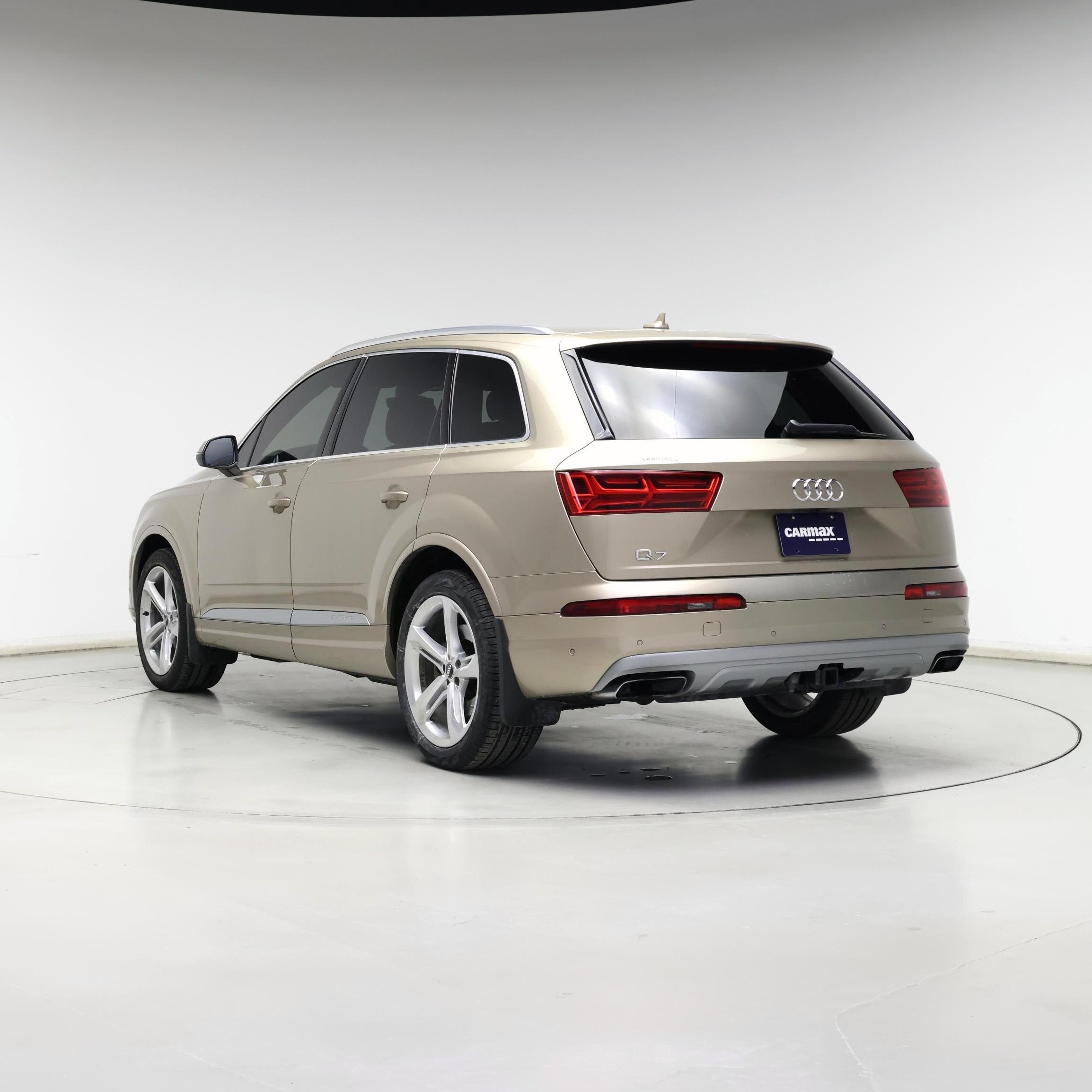 Thumbnail: 2019 Audi Q7 - 2