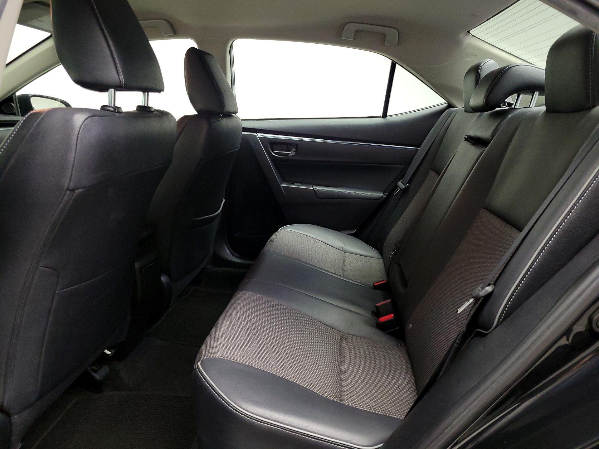 Thumbnail: 2015 Toyota Corolla - 19