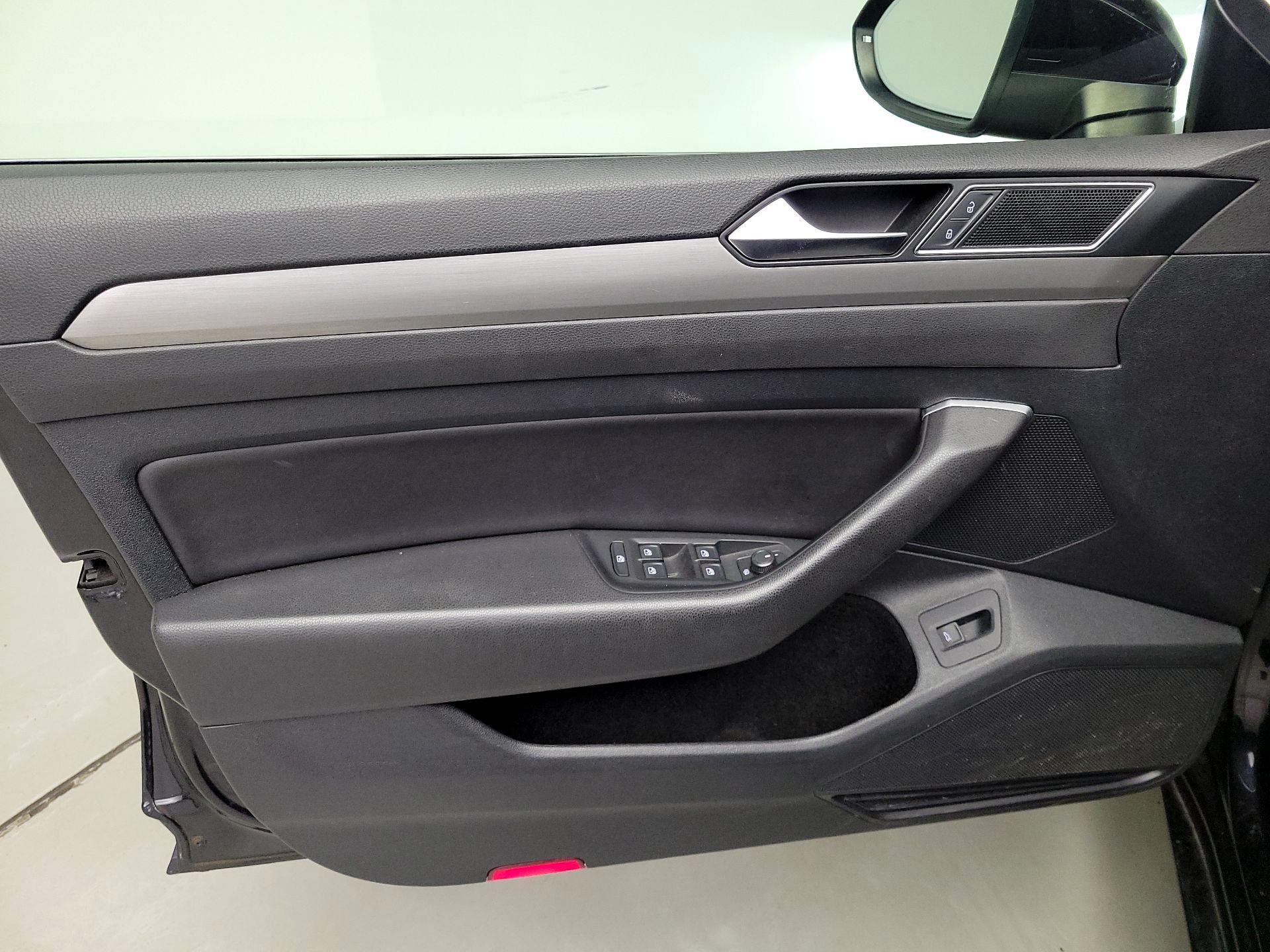 Thumbnail: 2019 Volkswagen Arteon - 12