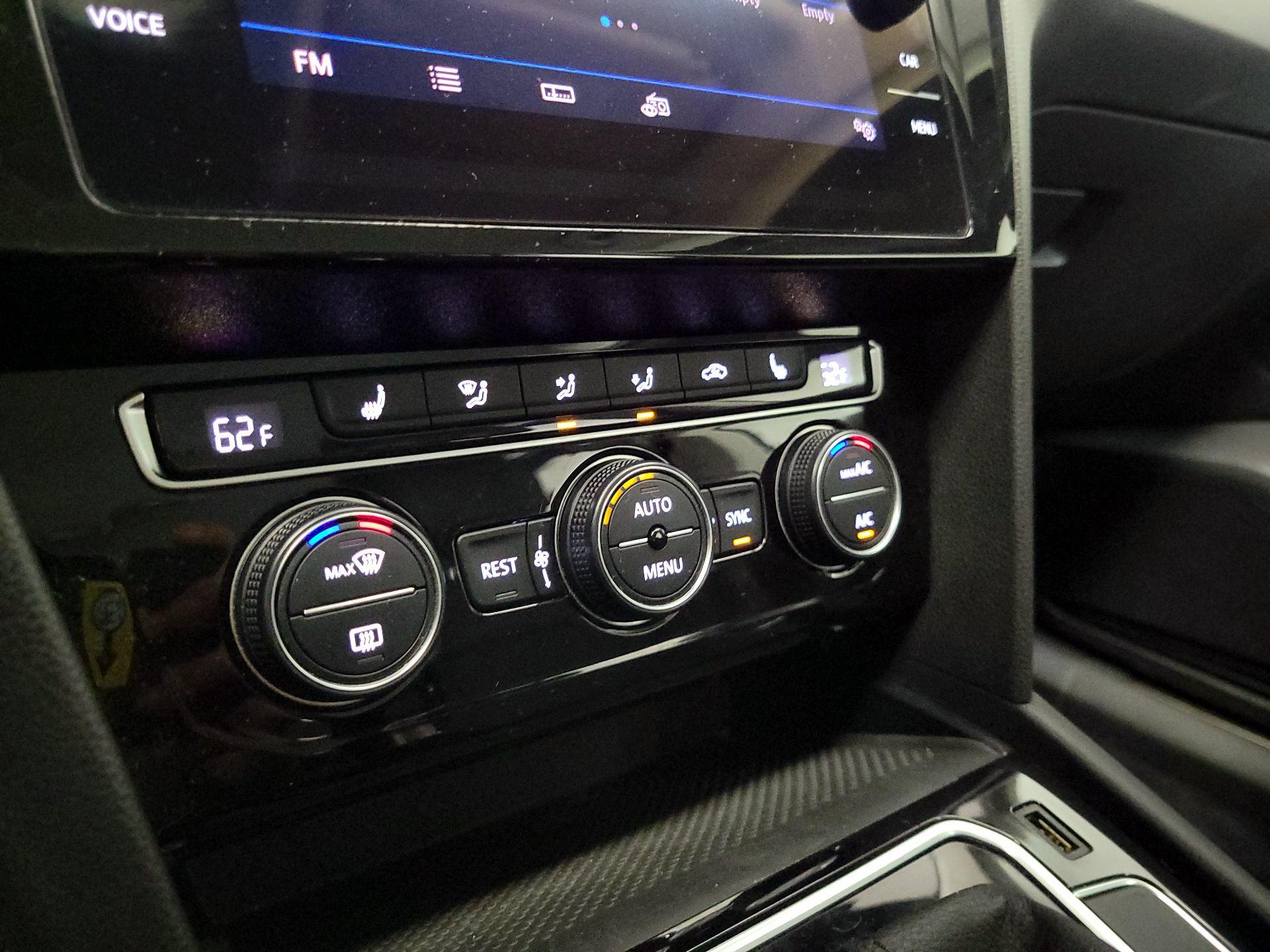 Thumbnail: 2019 Volkswagen Arteon - 16