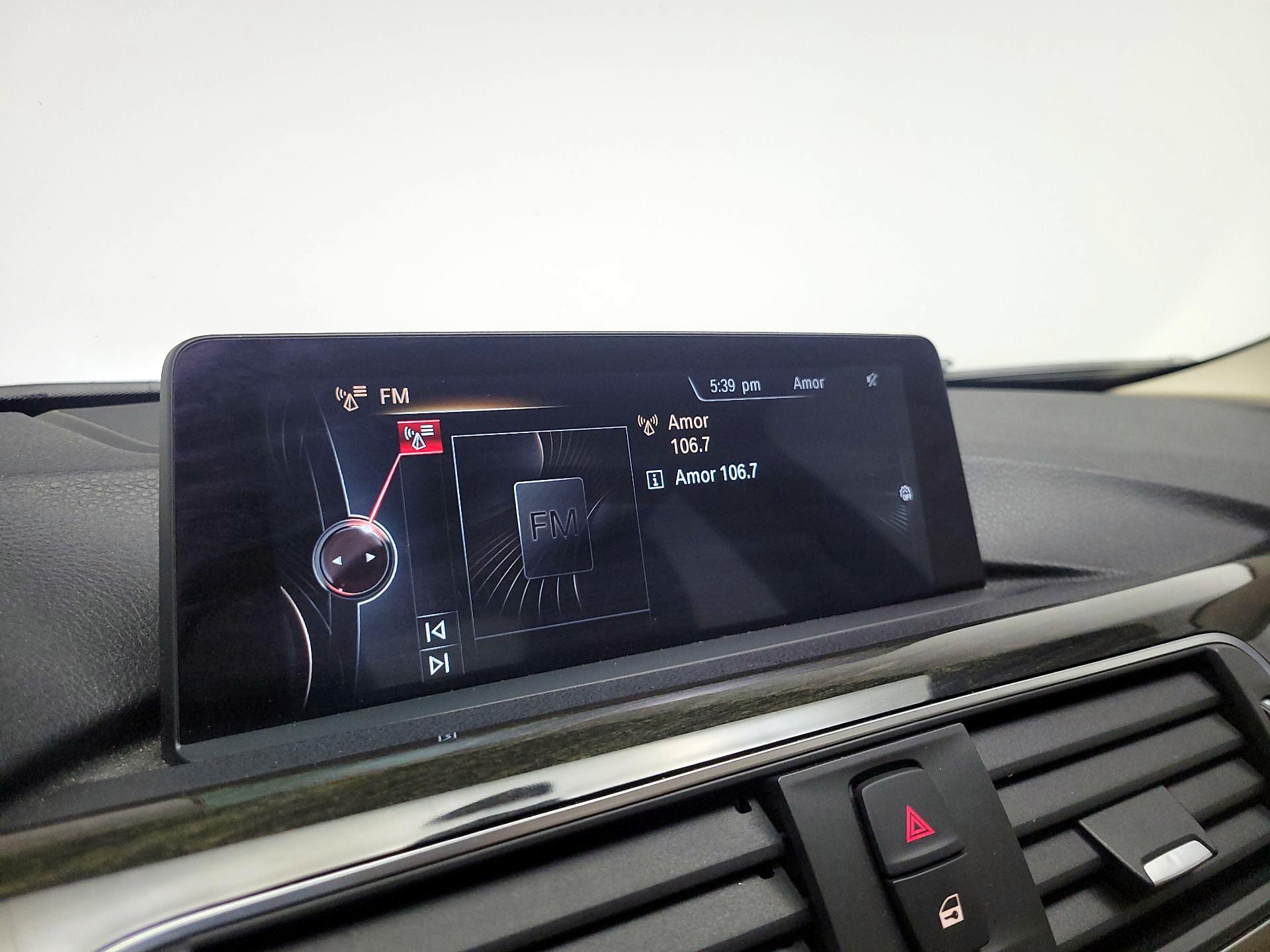 Thumbnail: 2016 BMW 3 Series - 16