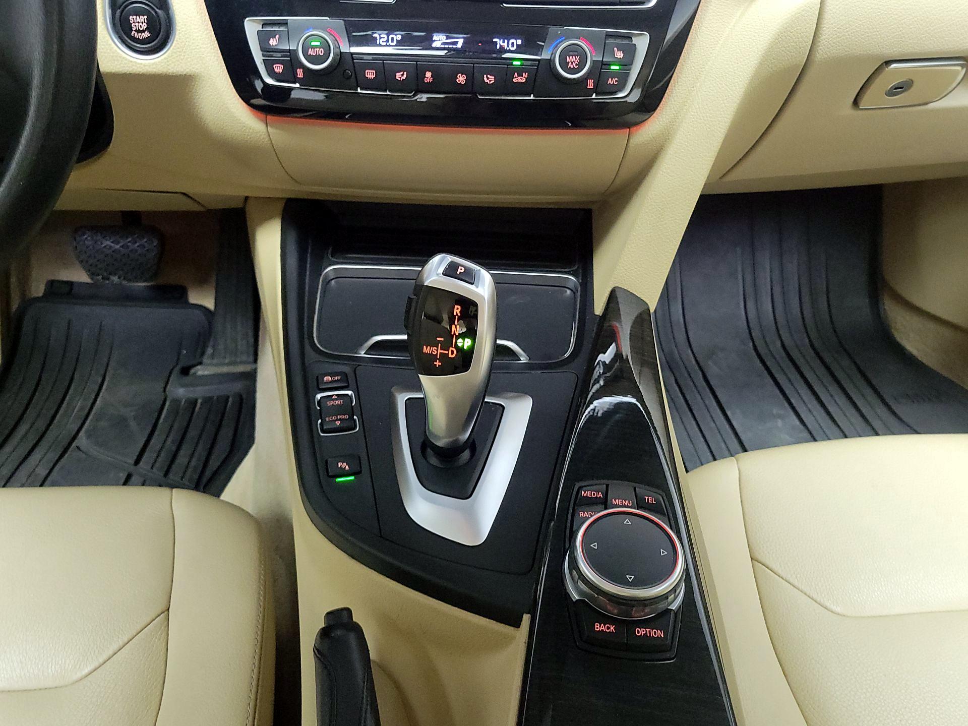 Thumbnail: 2016 BMW 3 Series - 18