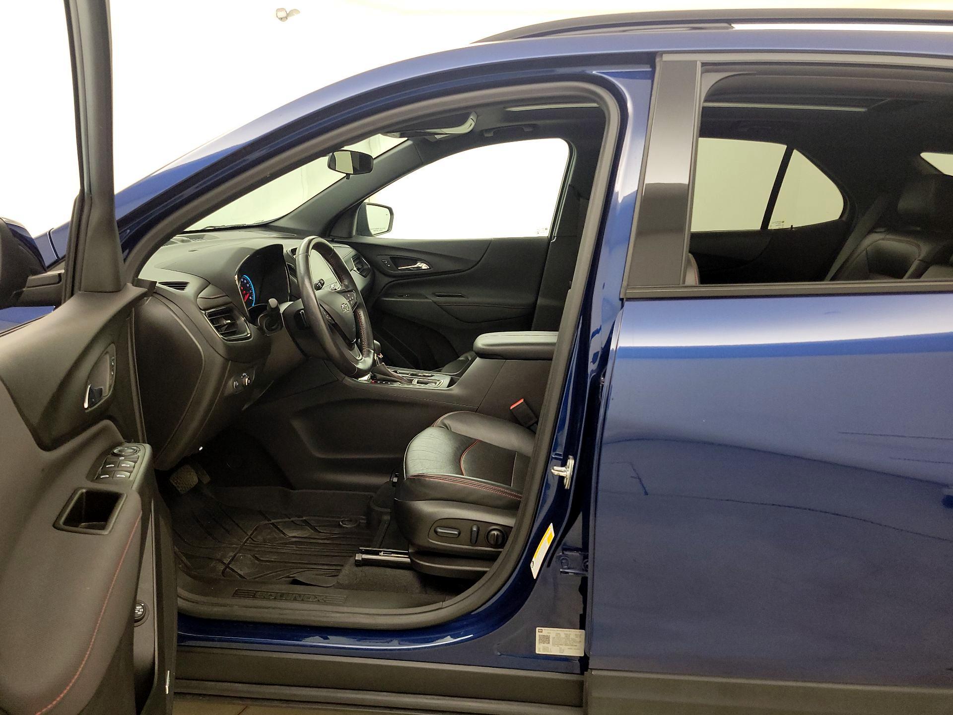 Thumbnail: 2022 Chevrolet Equinox - 11