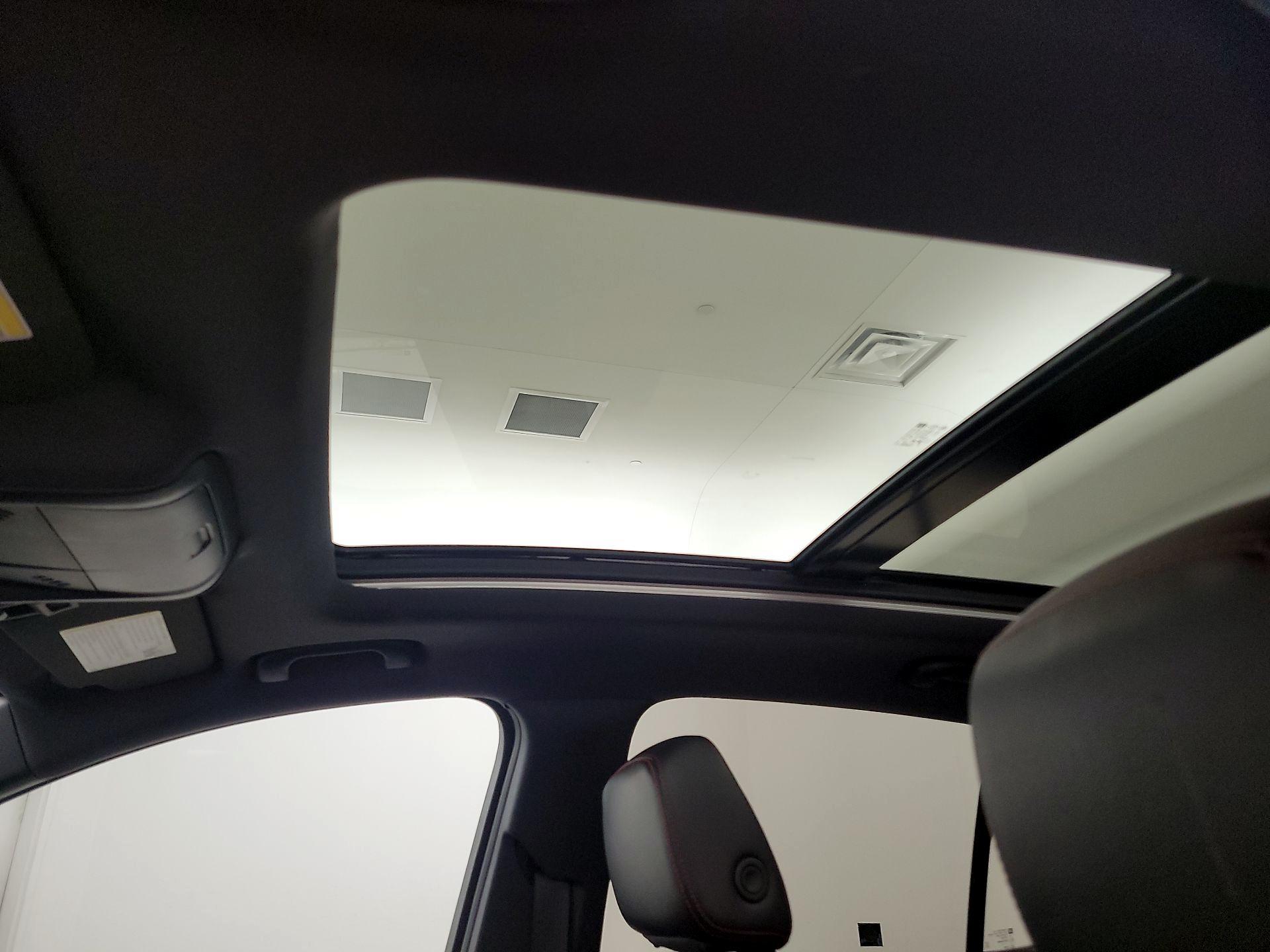 Thumbnail: 2022 Chevrolet Equinox - 19