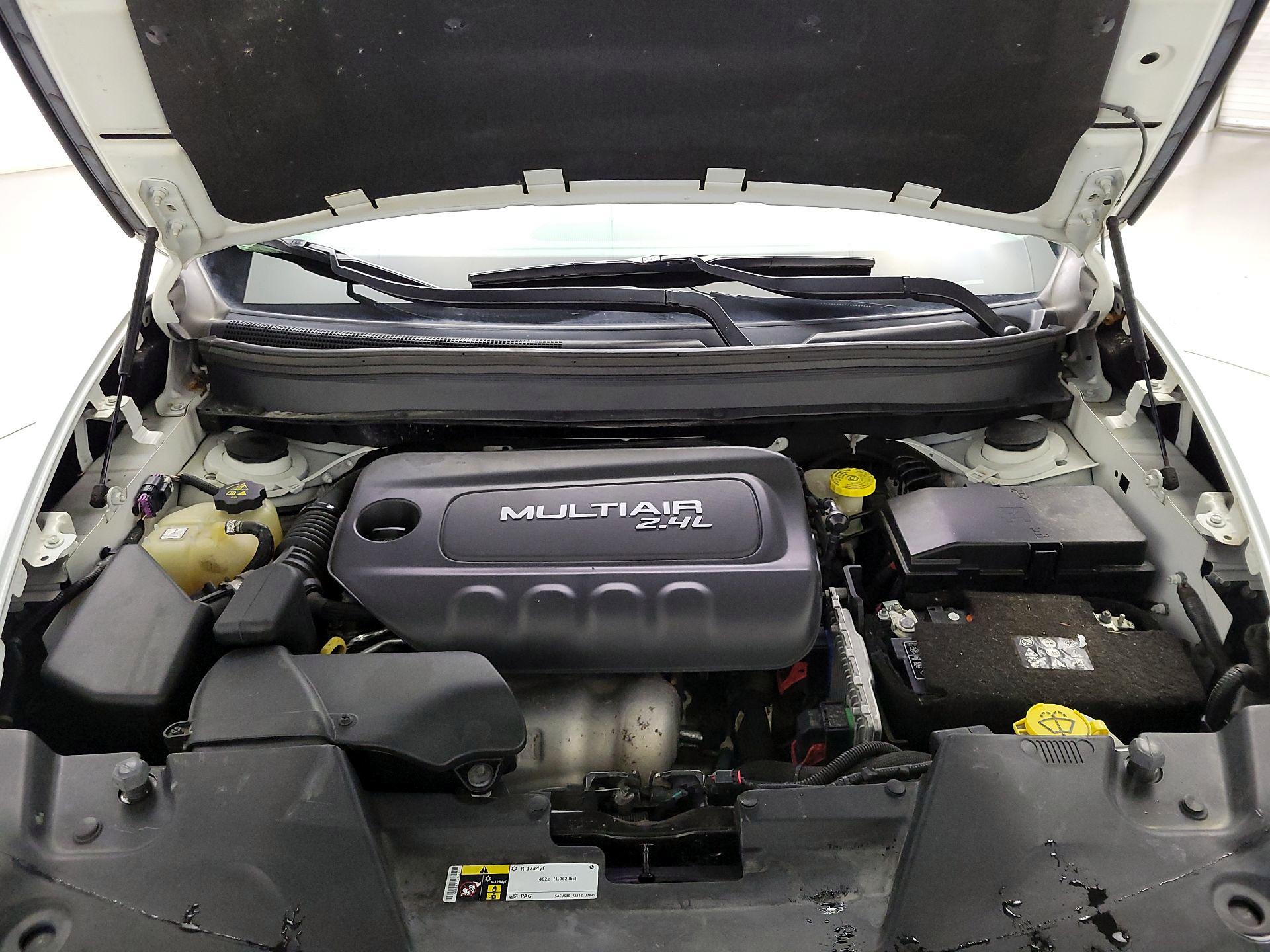 Thumbnail: 2017 Jeep Cherokee - 20