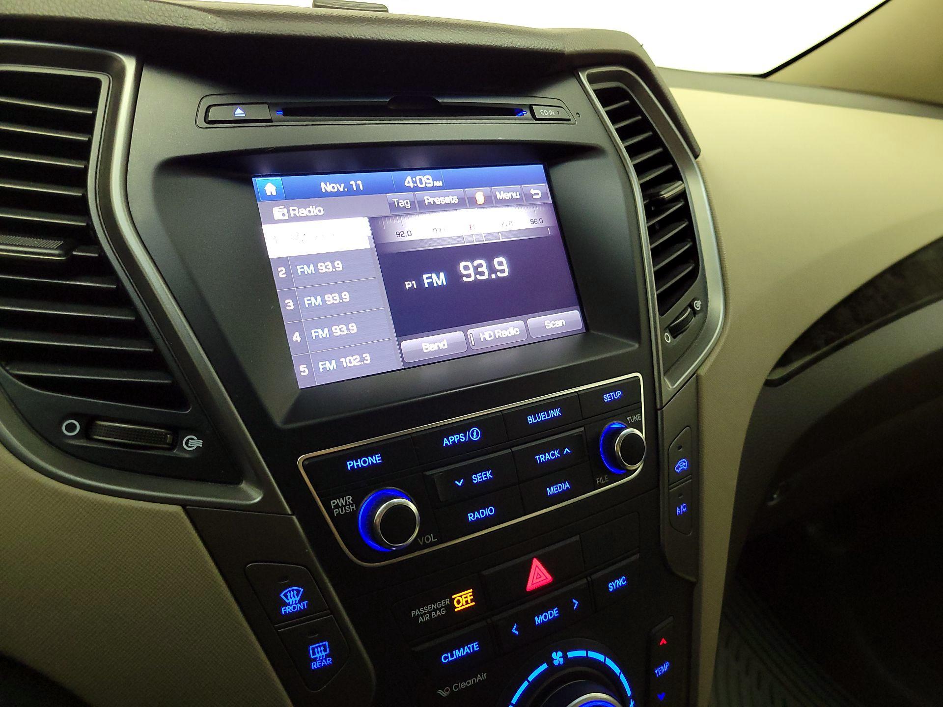 Thumbnail: 2017 Hyundai Santa Fe - 15