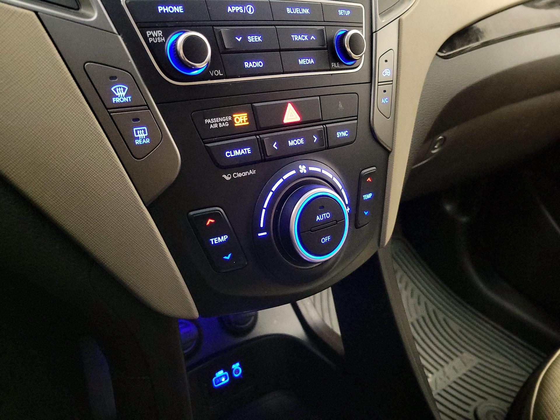 Thumbnail: 2017 Hyundai Santa Fe - 16