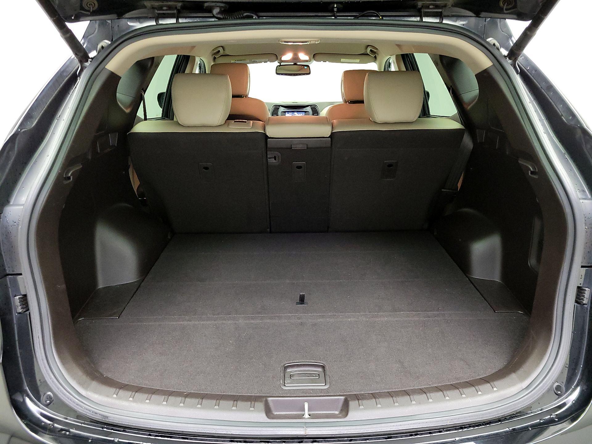 Thumbnail: 2017 Hyundai Santa Fe - 20